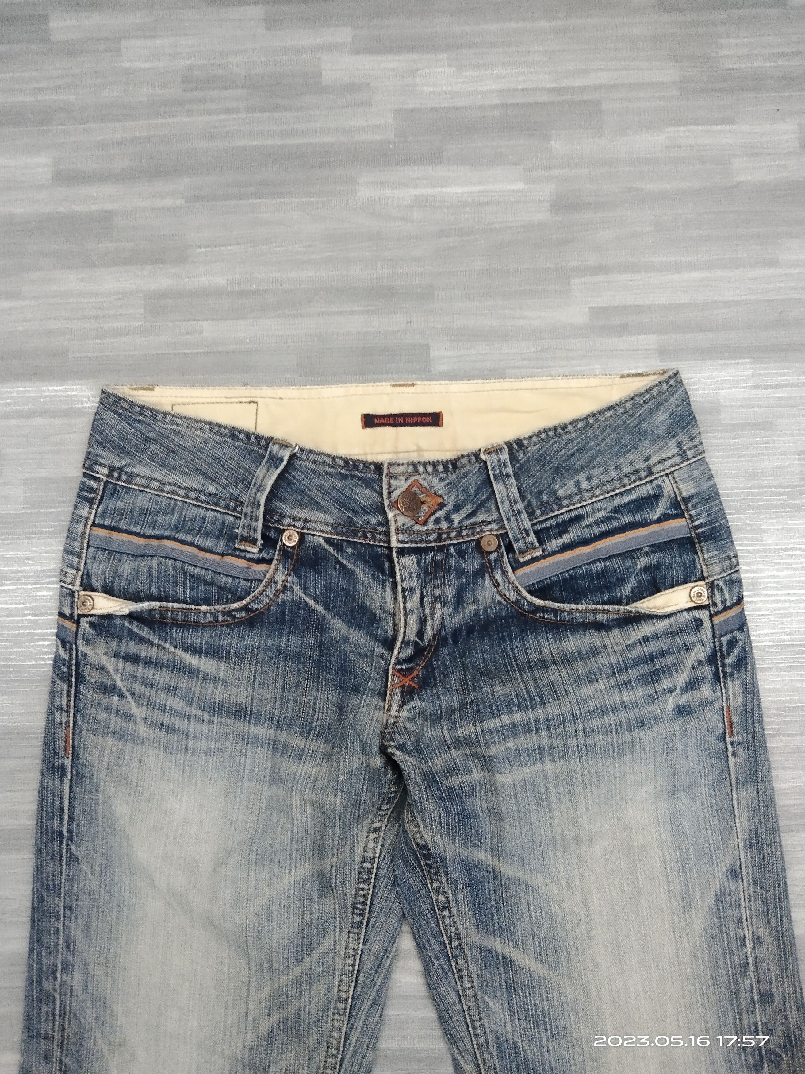 Japanese Brand FLARE DISTRESSED MADE IN NIPPON Size 29" - 4 Thumbnail