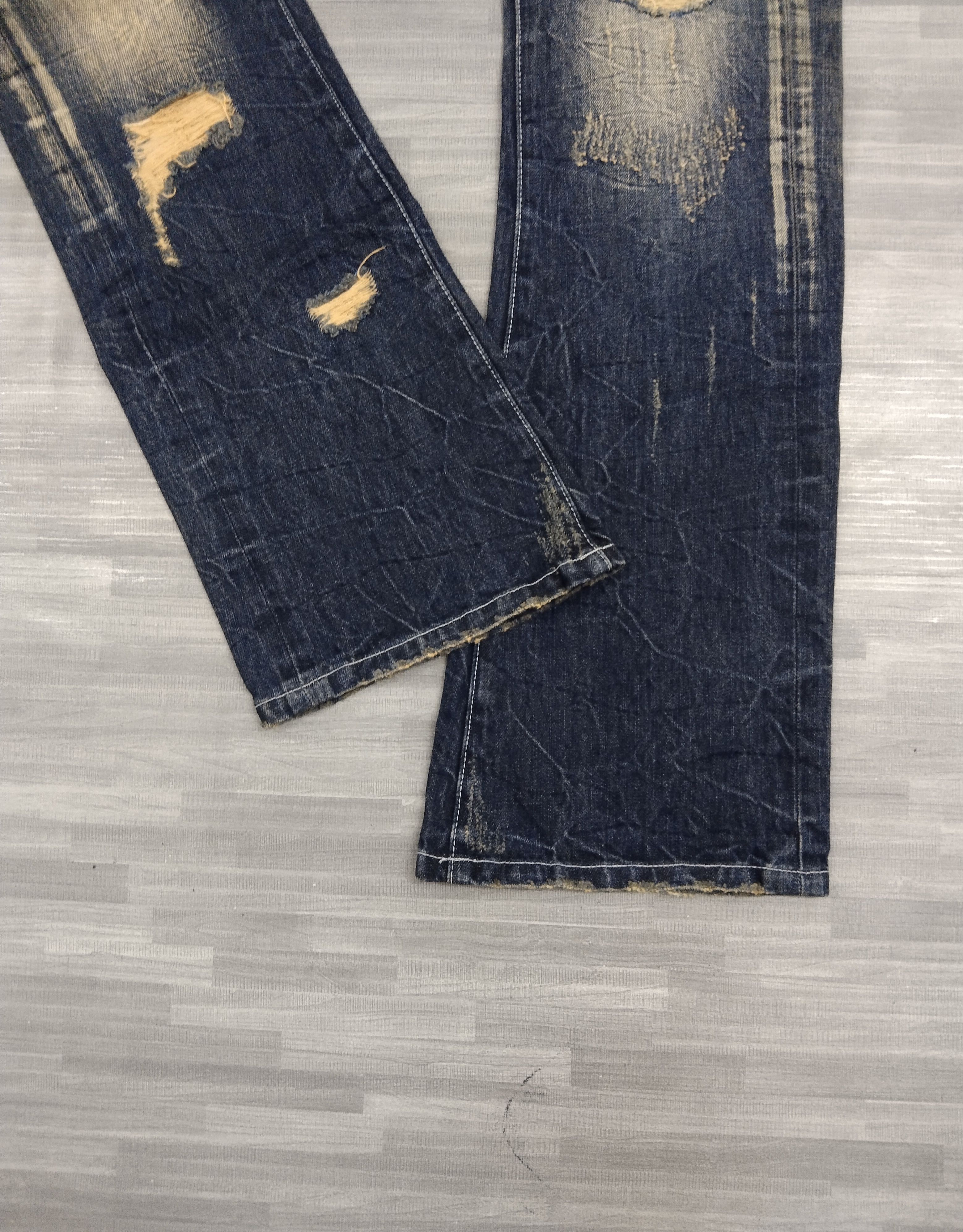 Japanese Brand FLARE SICK RIPED RUSTY LA GATE DENIM PANTS Size US 30 / EU 46 - 7 Thumbnail