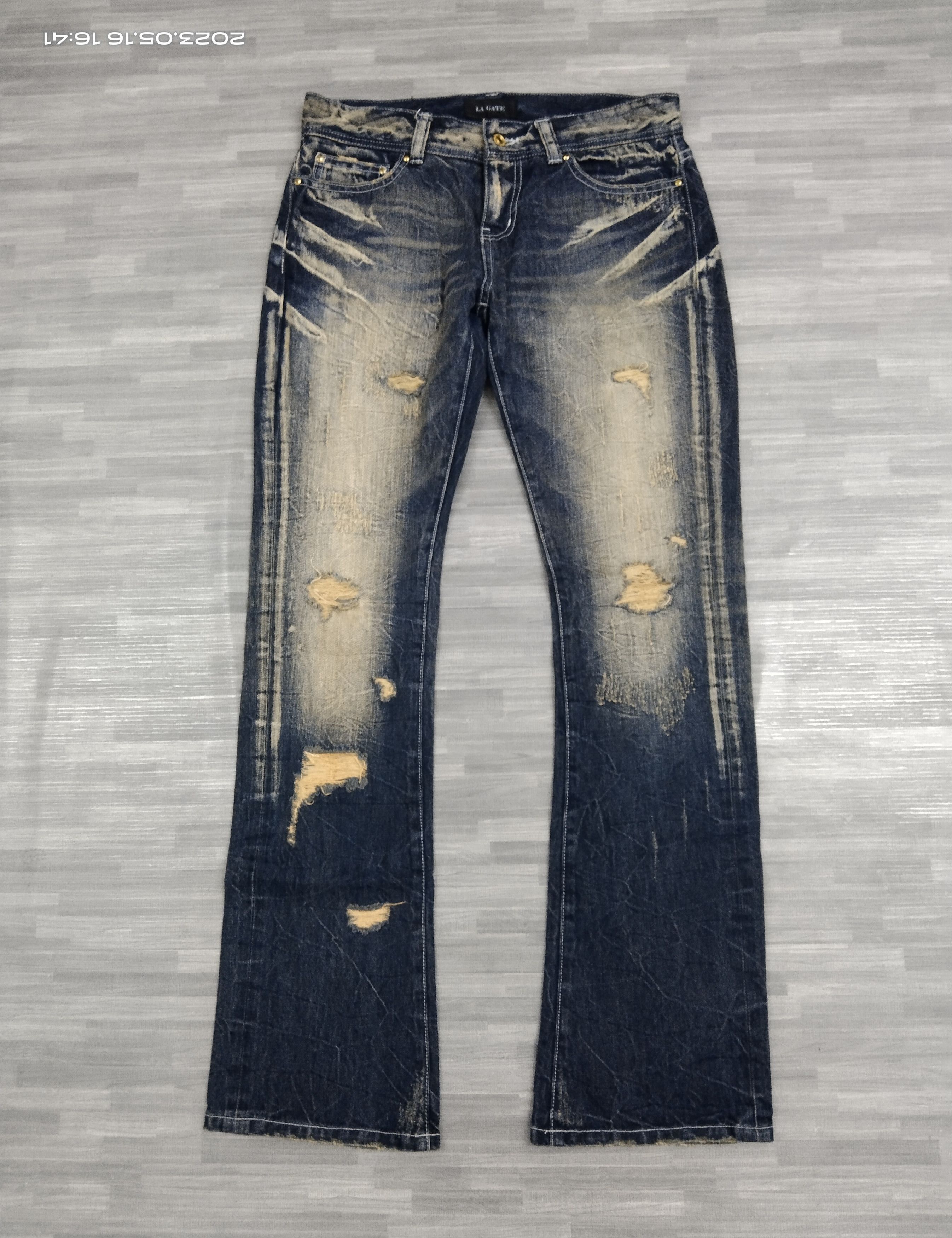 Japanese Brand FLARE SICK RIPED RUSTY LA GATE DENIM PANTS Size US 30 / EU 46 - 2 Thumbnail
