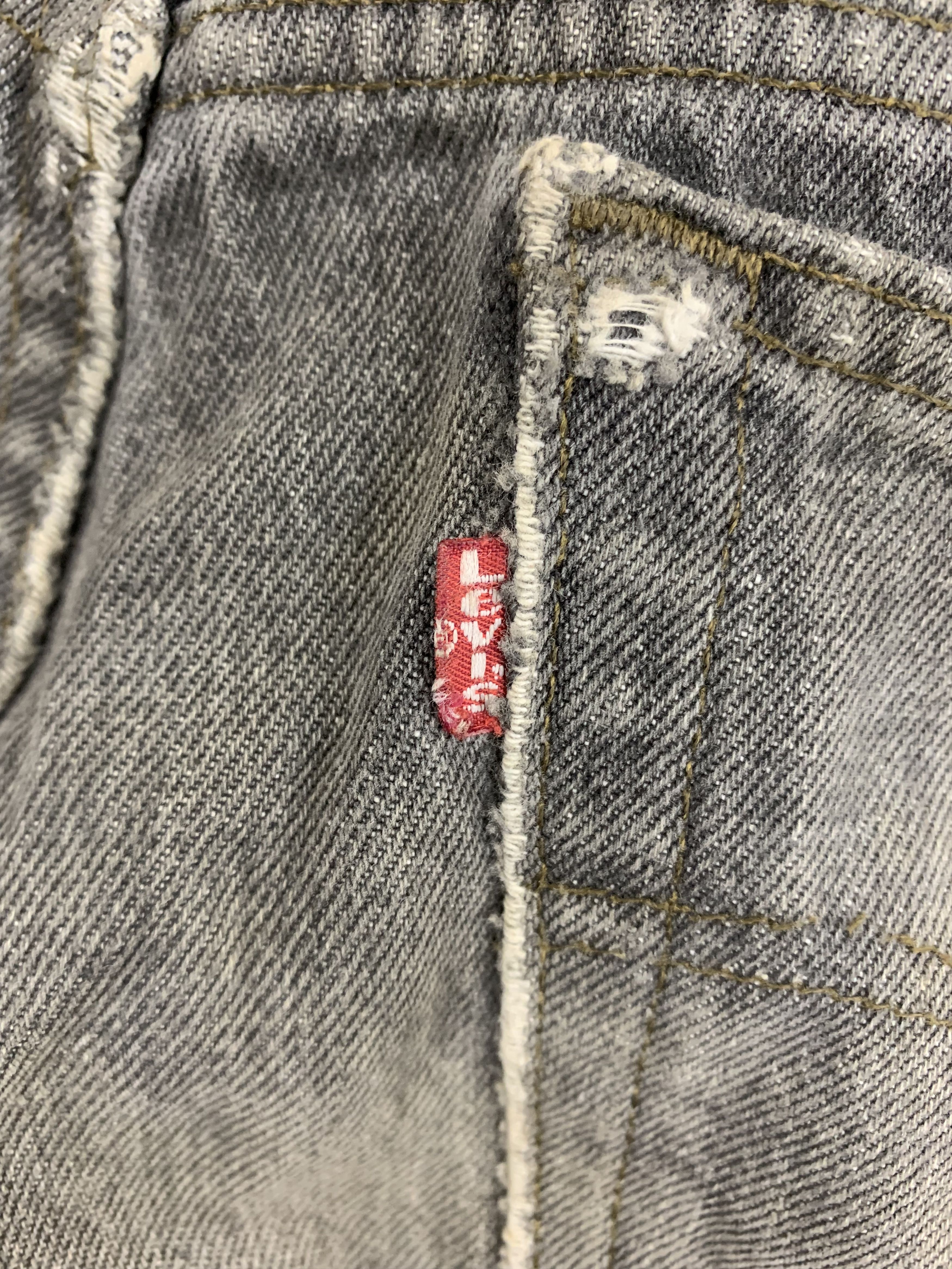 Levi's Vintage Levi's 501 Denim 34x30 Distressed Size US 34 / EU 50 - 9 Thumbnail