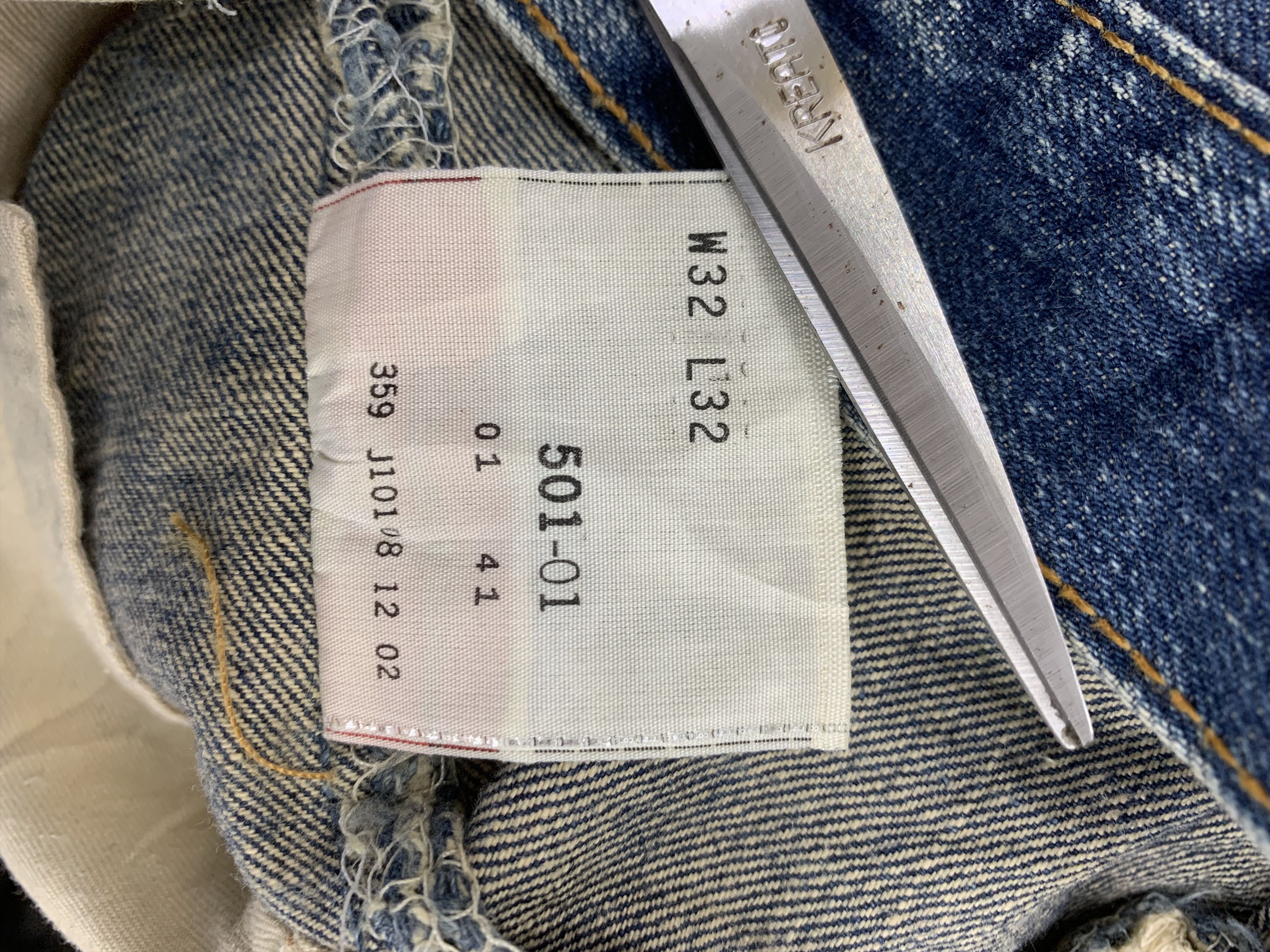 Levi's Vintage Levi's 501 Denim 30x31 Distressed Size US 30 / EU 46 - 9 Thumbnail