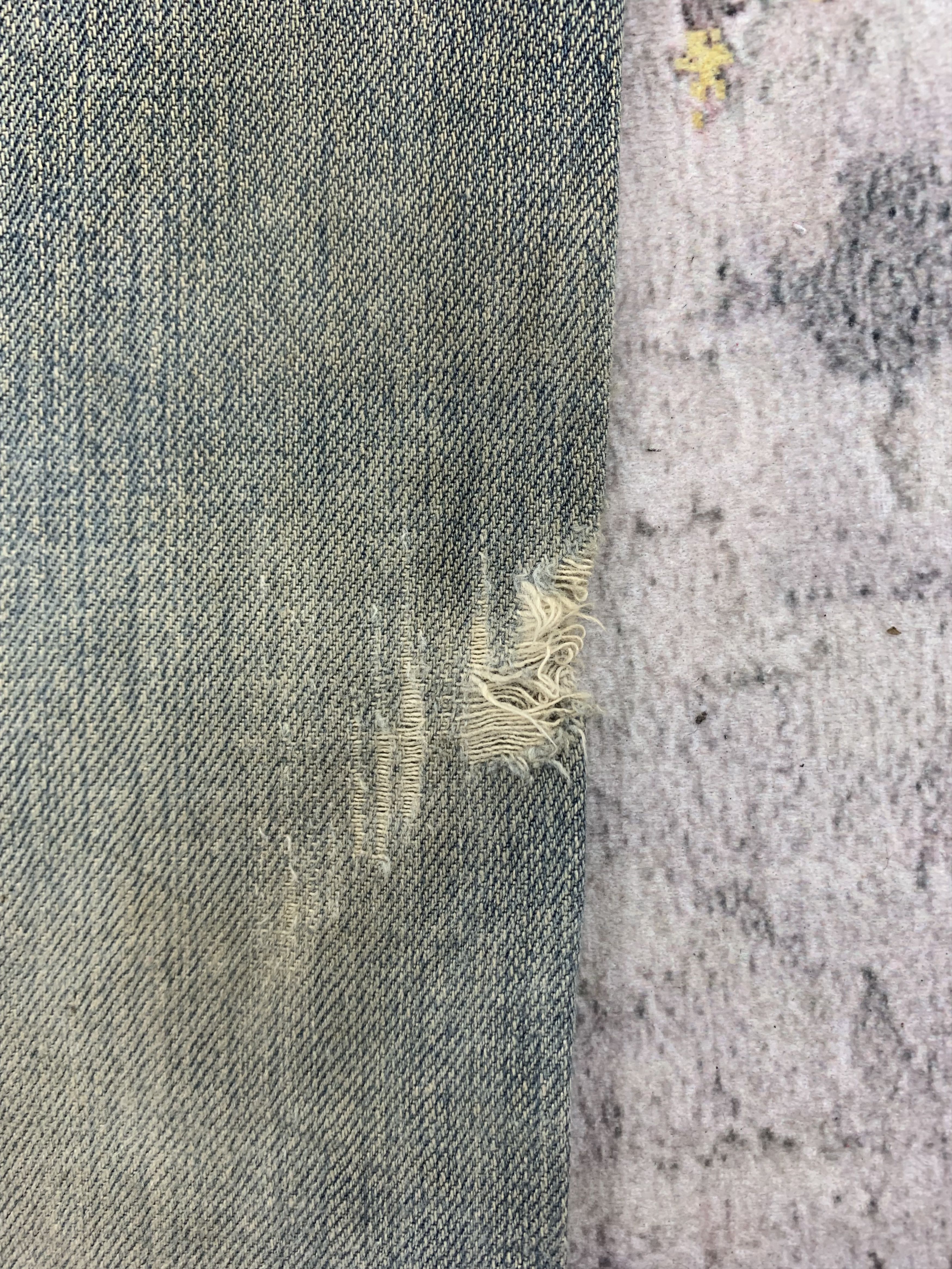 Japanese Brand Vintage Denim 29x33.5 Distressed Faded Dirty Size US 29 - 8 Thumbnail