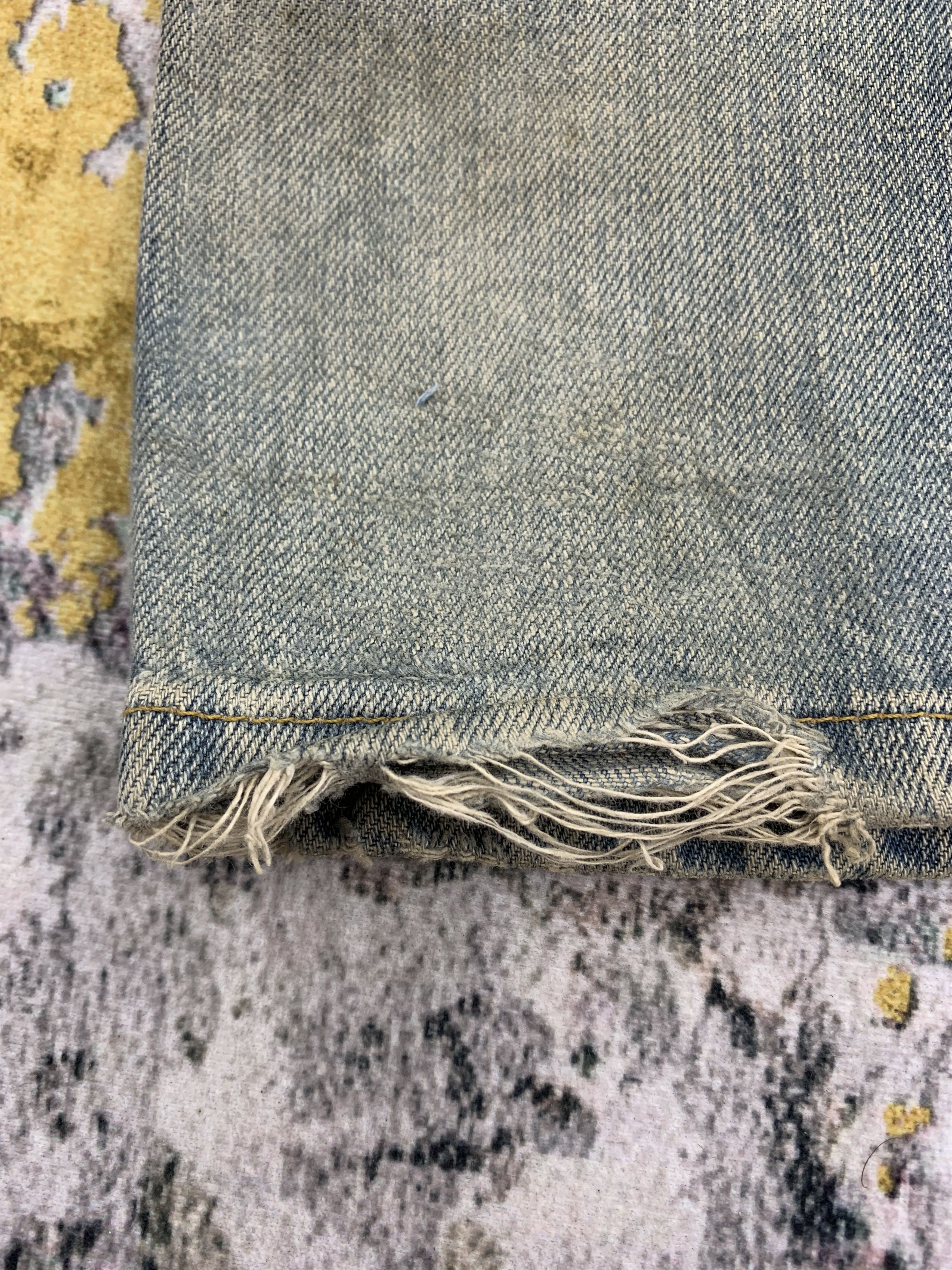 Japanese Brand Vintage Denim 29x33.5 Distressed Faded Dirty Size US 29 - 9 Thumbnail