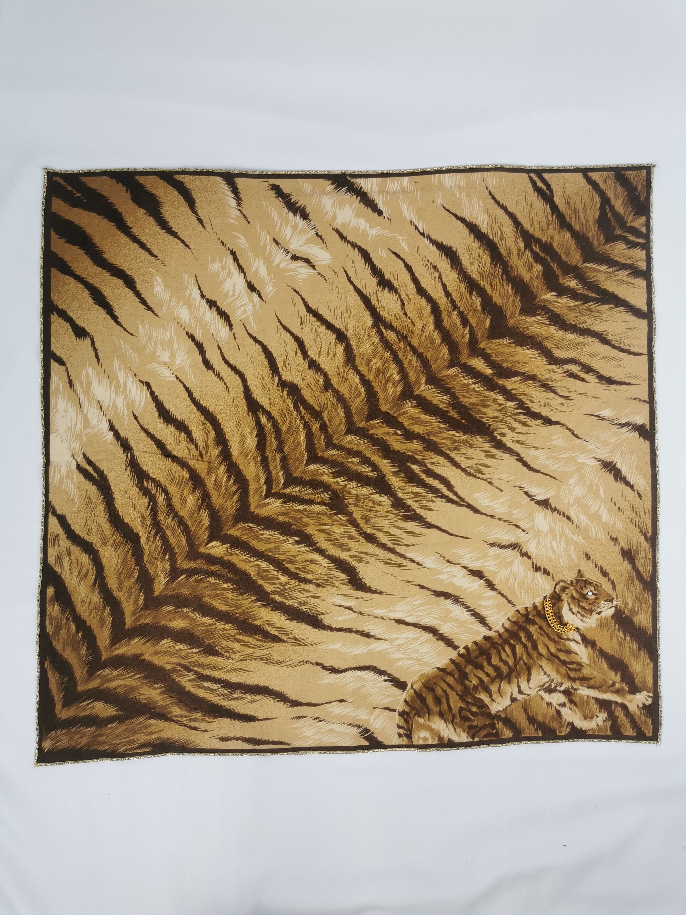 Japanese Brand Japanese brand tiger handkerchief bandana neckerchief Size ONE SIZE - 1 Thumbnail