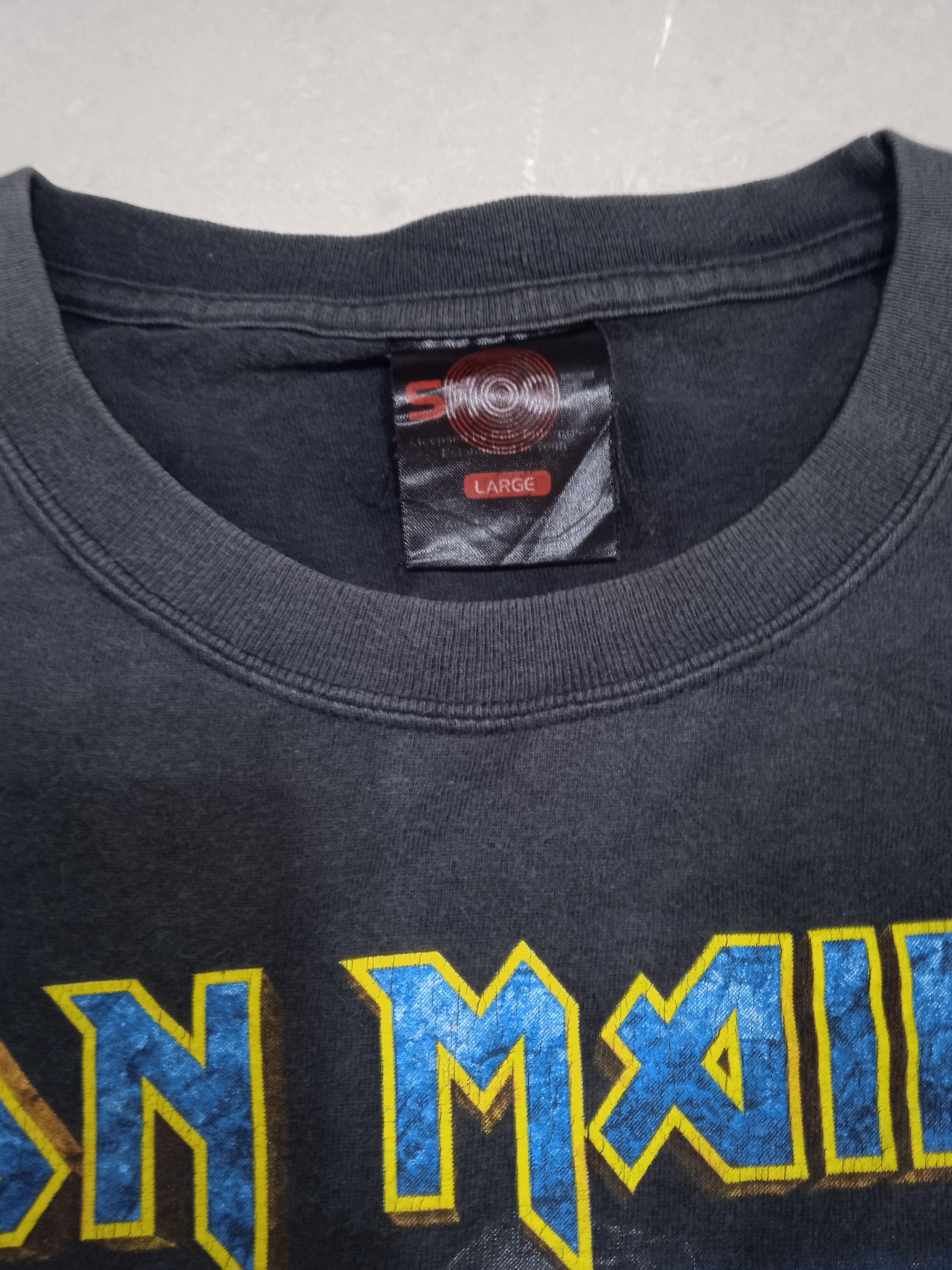 Other Vintage 00s Iron Maiden T-Shirt Distressed Size US L / EU 52-54 / 3 - 4 Thumbnail