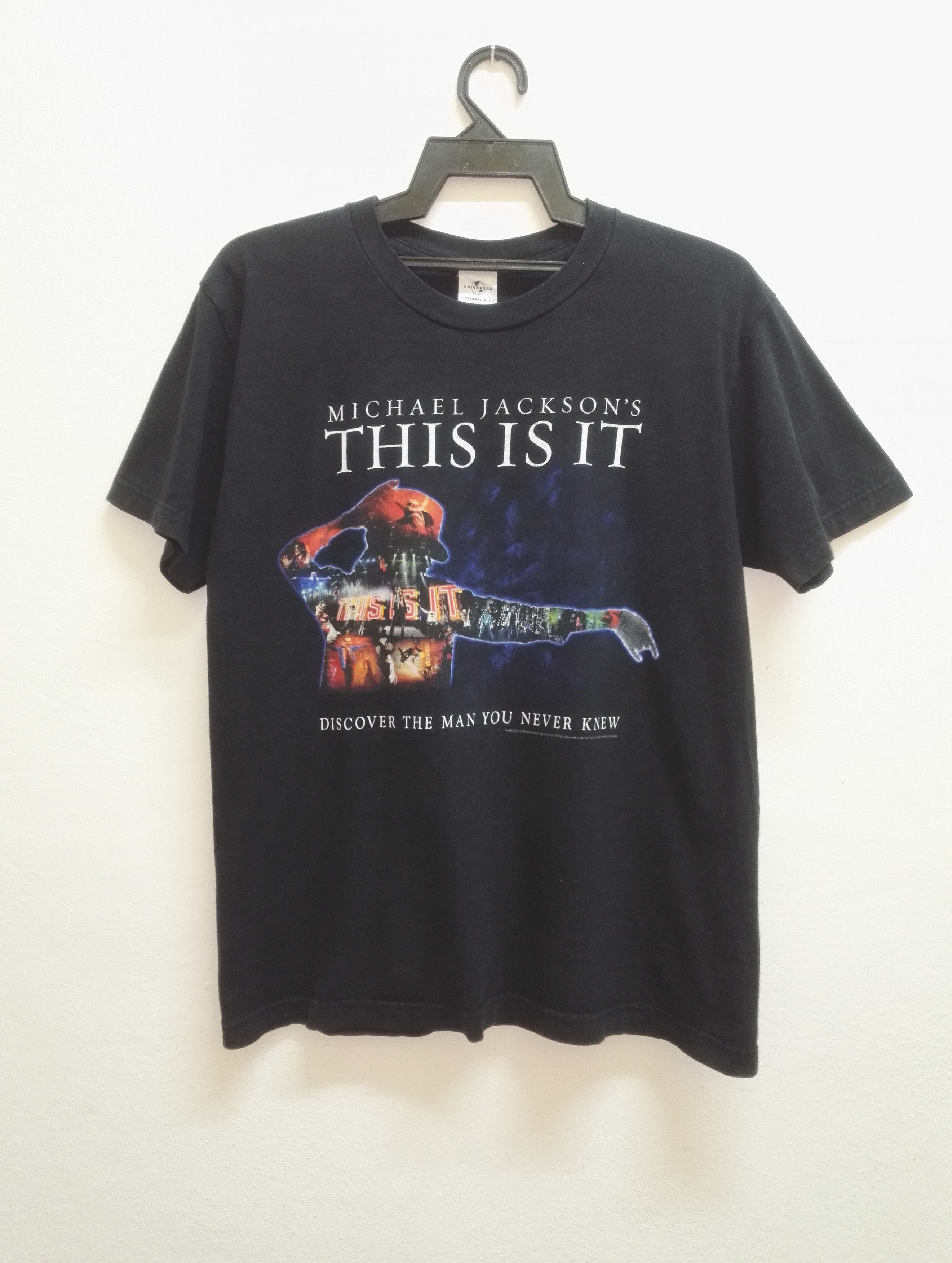 Michael Jackson 🔥STEALS🔥 2000's Michael Jackson tour Tee Size US M / EU 48-50 / 2 - 1 Thumbnail