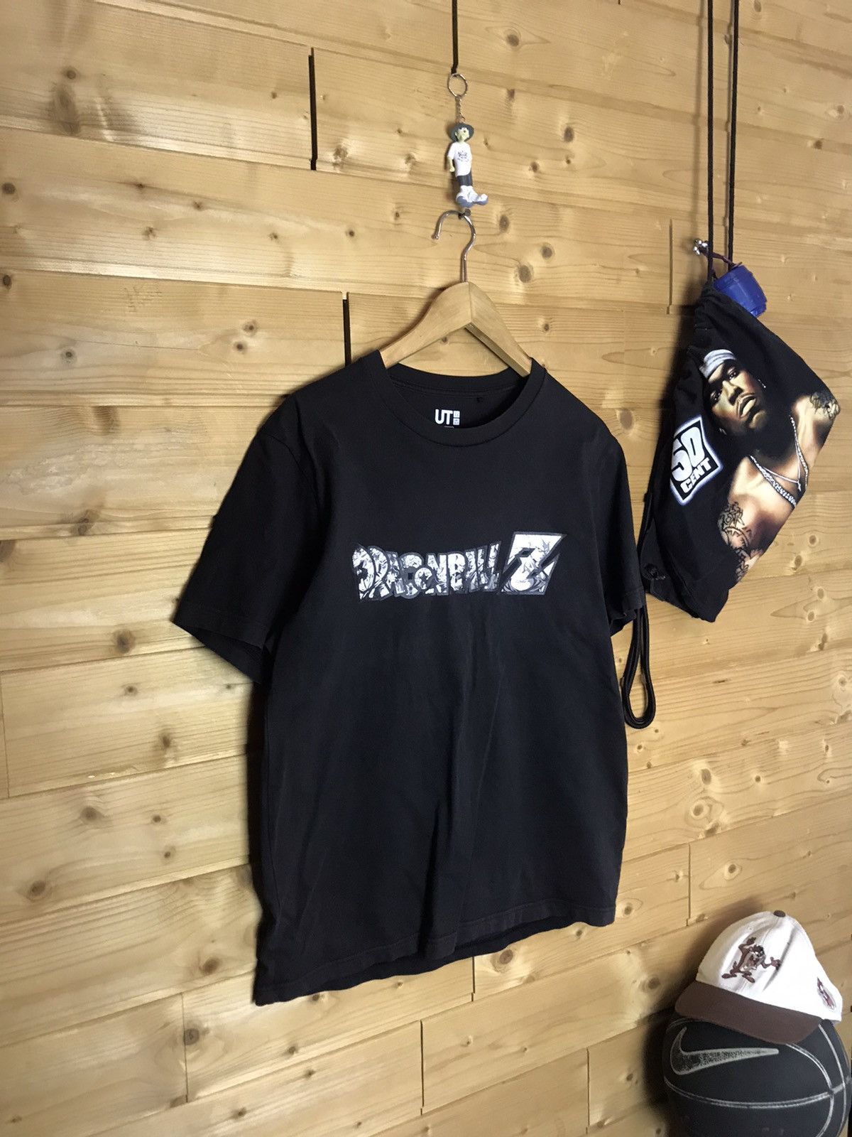 Uniqlo Uniqlo x Dragon Ball Z t-shirt Size US S / EU 44-46 / 1 - 2 Thumbnail