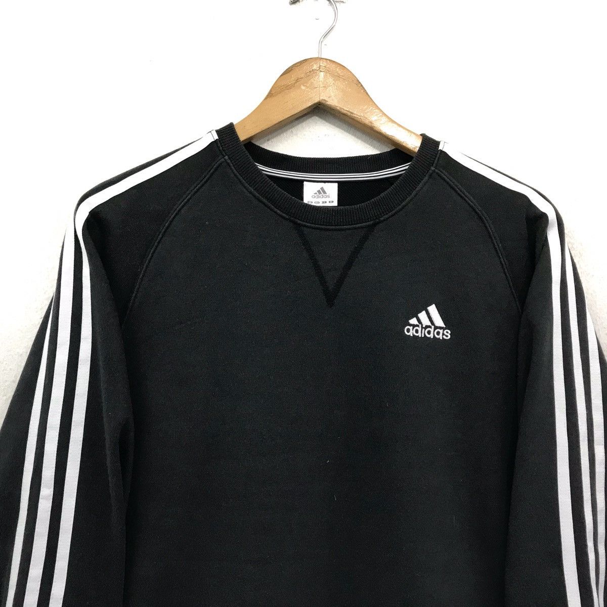 Adidas × Vintage Vintage Adidas Sweatshirt Adidas Three Stripes Adidas Size US M / EU 48-50 / 2 - 3 Thumbnail
