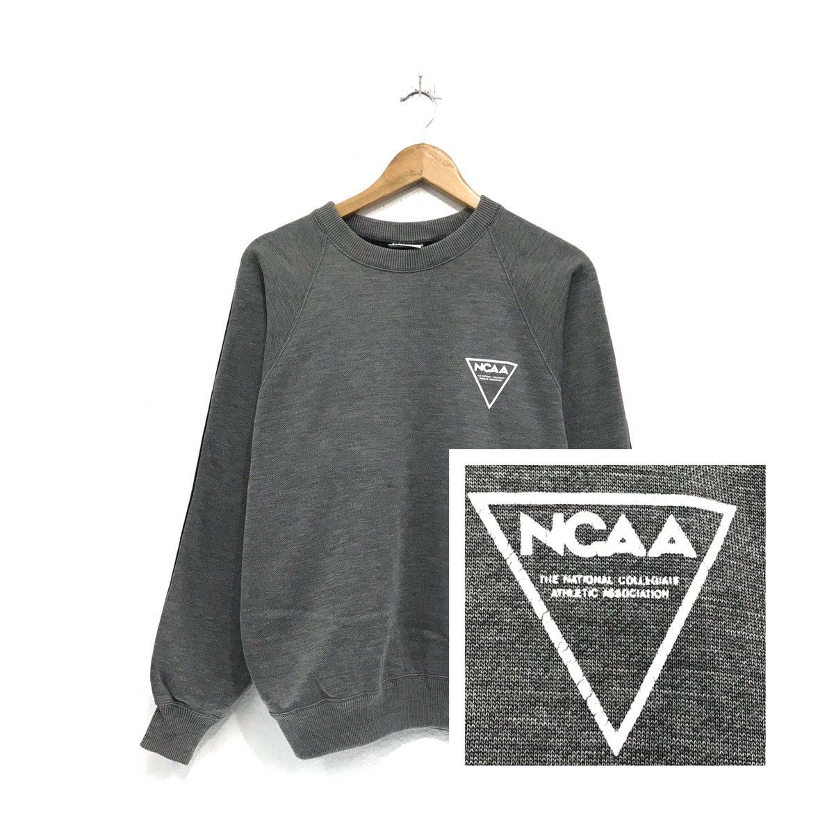 Descente × NCAA × Vintage National Collegiate Athletic Association Spellout NCAA Size US M / EU 48-50 / 2 - 1 Thumbnail