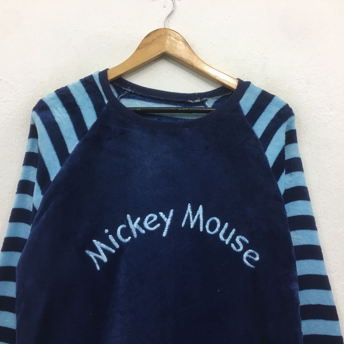 Cartoon Network × Disney × Mickey Mouse Mickey Mouse Sweatshirt Crewneck Logo Mickey Stripes Design Size US M / EU 48-50 / 2 - 3 Thumbnail