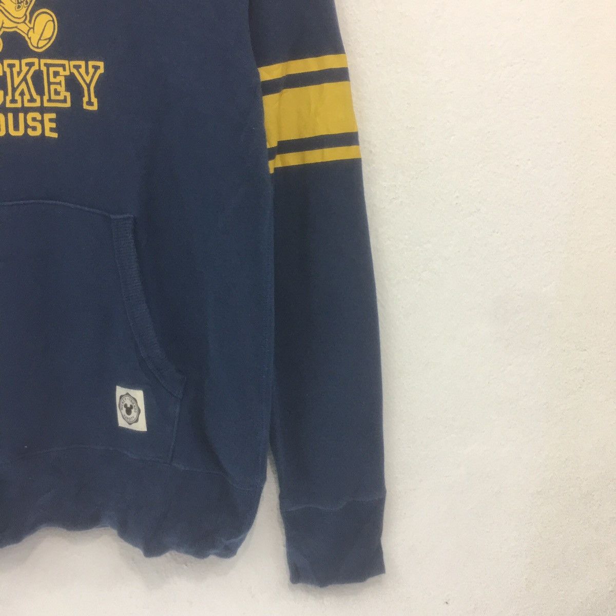 Cartoon Network × Disney × Mickey Mouse Vintage walt Disney Production New York Mickey Mouse Hoodie Size US S / EU 44-46 / 1 - 4 Thumbnail
