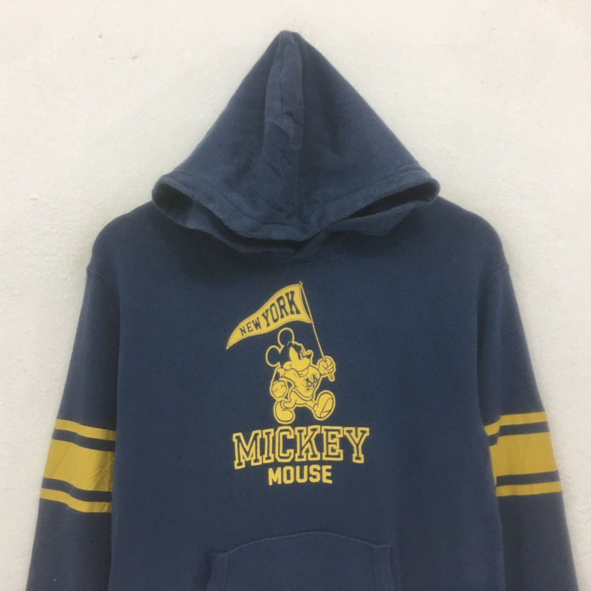 Cartoon Network × Disney × Mickey Mouse Vintage walt Disney Production New York Mickey Mouse Hoodie Size US S / EU 44-46 / 1 - 2 Thumbnail