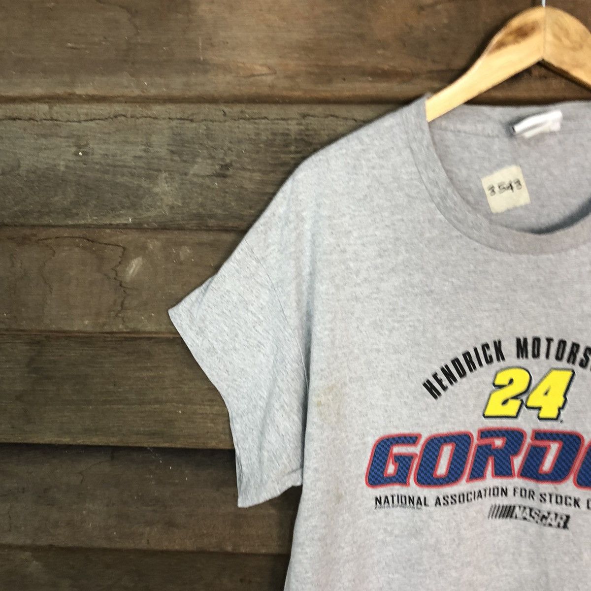 NASCAR × Vintage Gordon Hendrick Motorsport 24 Nascar Grey Tshirt #3543 Size XL / US 12-14 / IT 48-50 - 5 Thumbnail