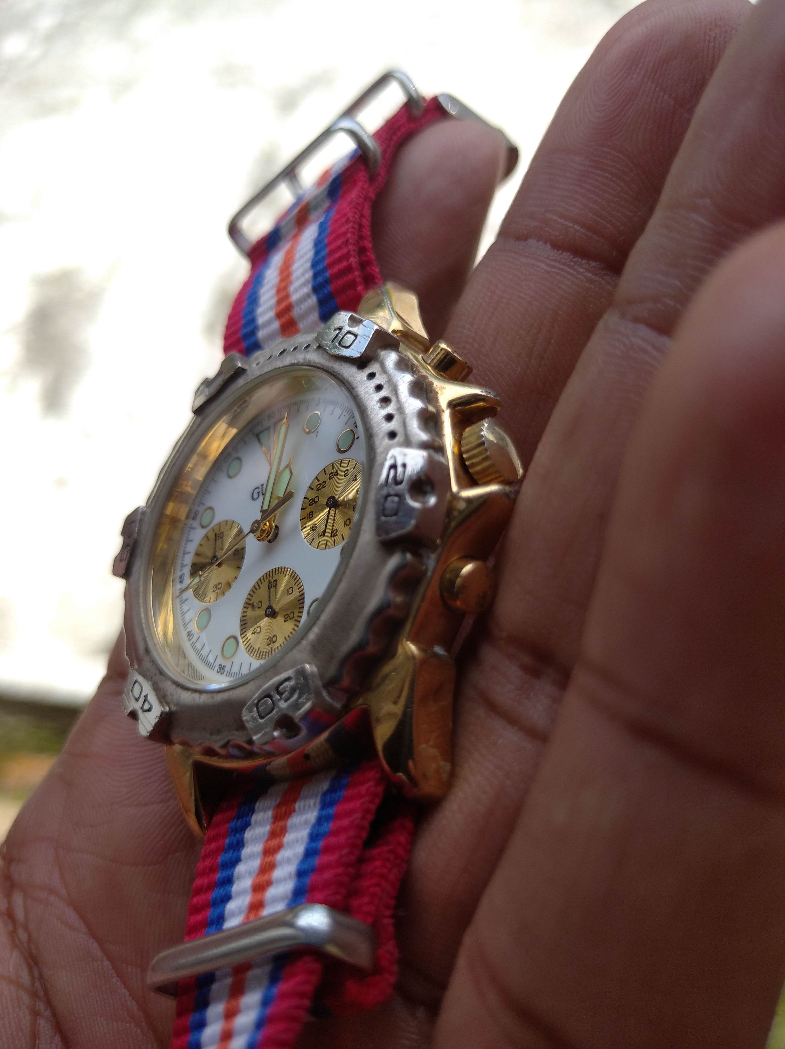 Guess × Vintage Vintage guess quartz chronograph watch Size ONE SIZE - 5 Thumbnail