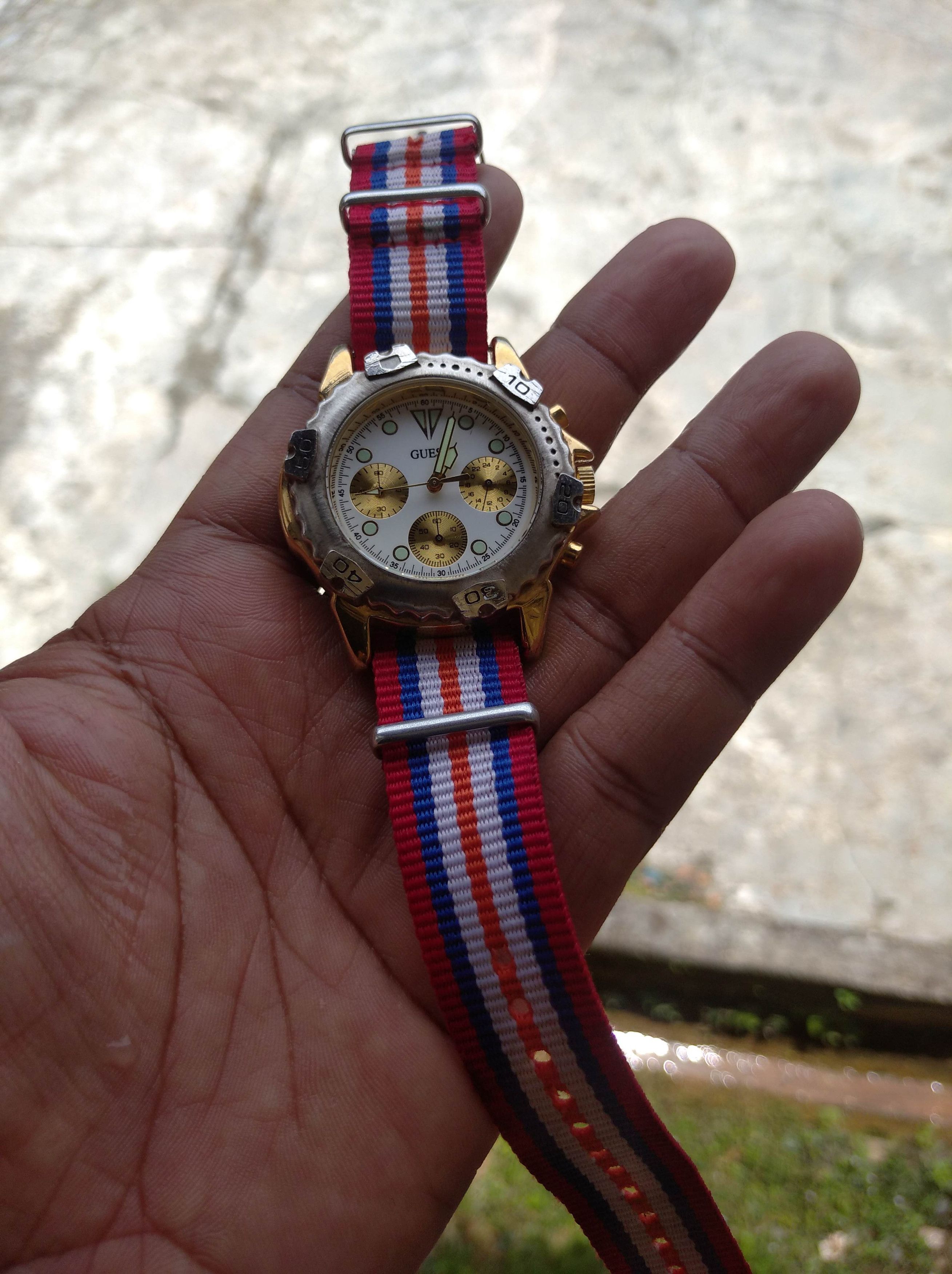Guess × Vintage Vintage guess quartz chronograph watch Size ONE SIZE - 4 Thumbnail