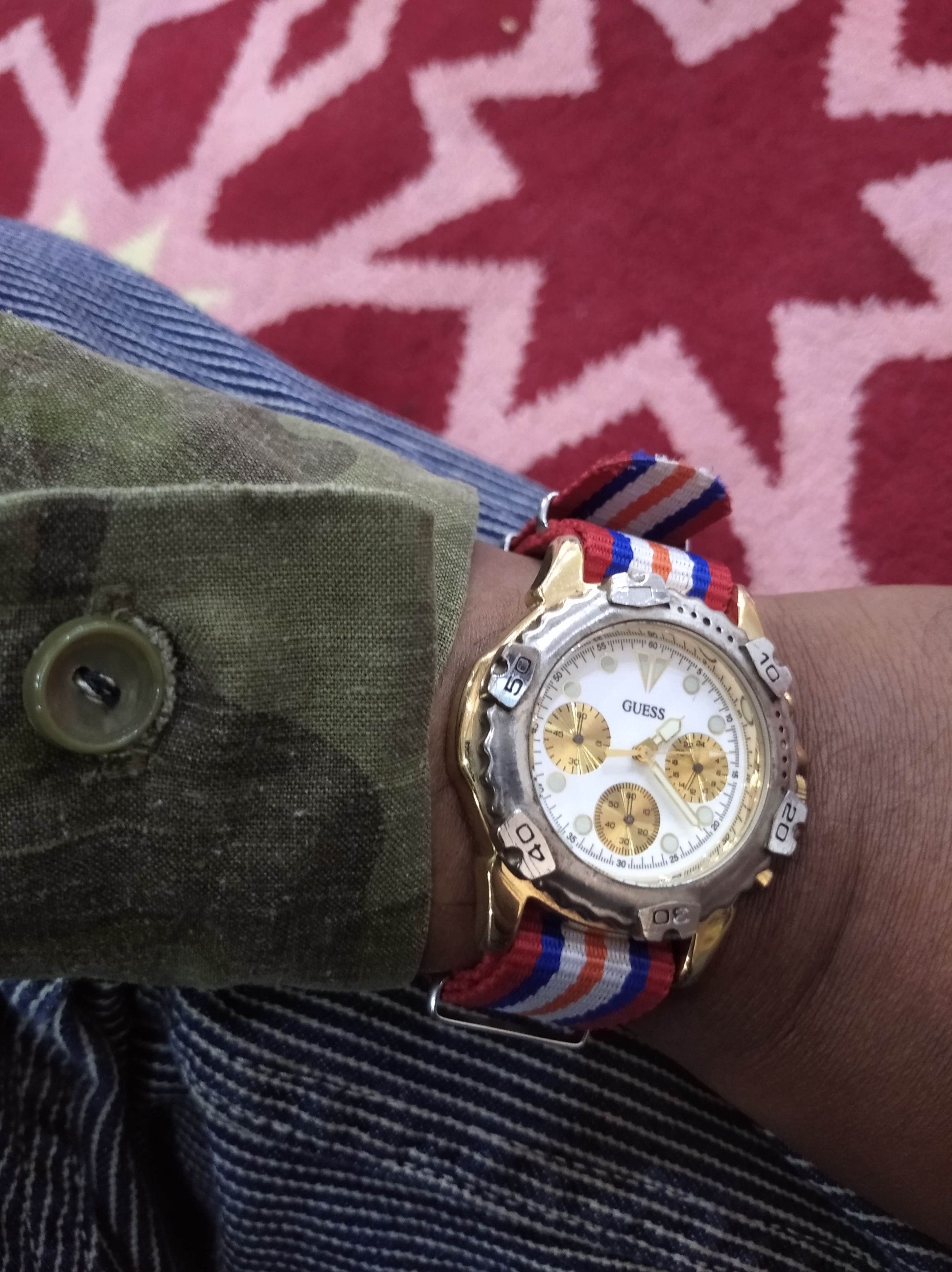 Guess × Vintage Vintage guess quartz chronograph watch Size ONE SIZE - 2 Thumbnail