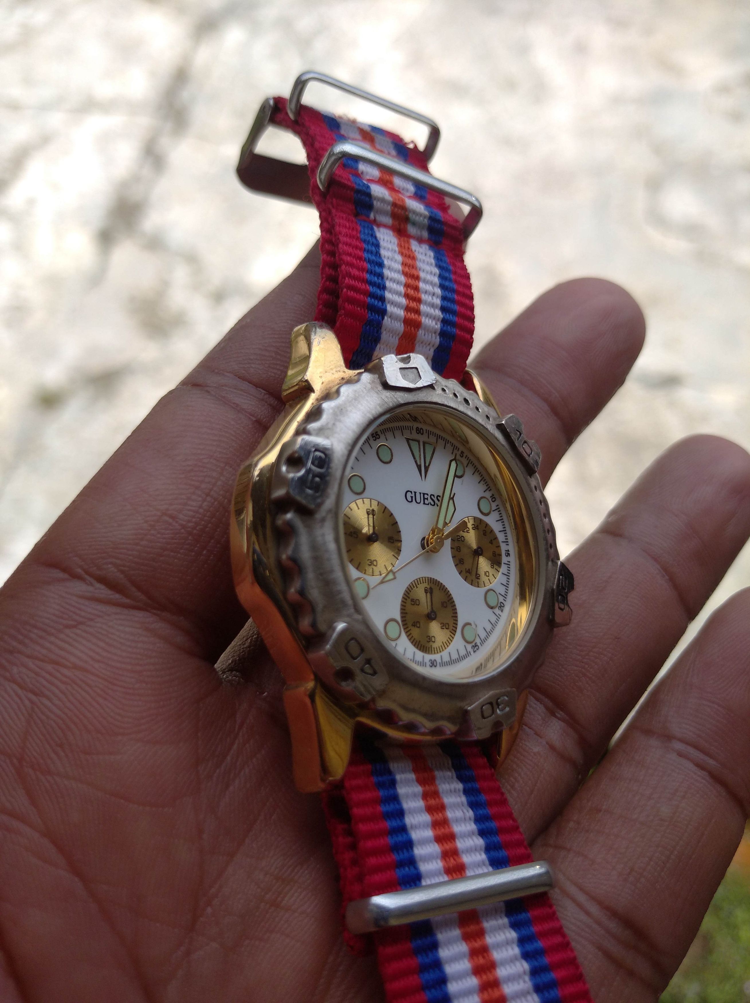 Guess × Vintage Vintage guess quartz chronograph watch Size ONE SIZE - 6 Thumbnail