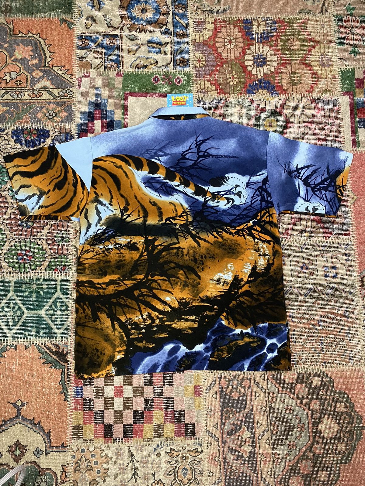 Vintage ‘90s Vintage Tiger All Over Print Animal Button Up Shirt Size US XL / EU 56 / 4 - 5 Thumbnail