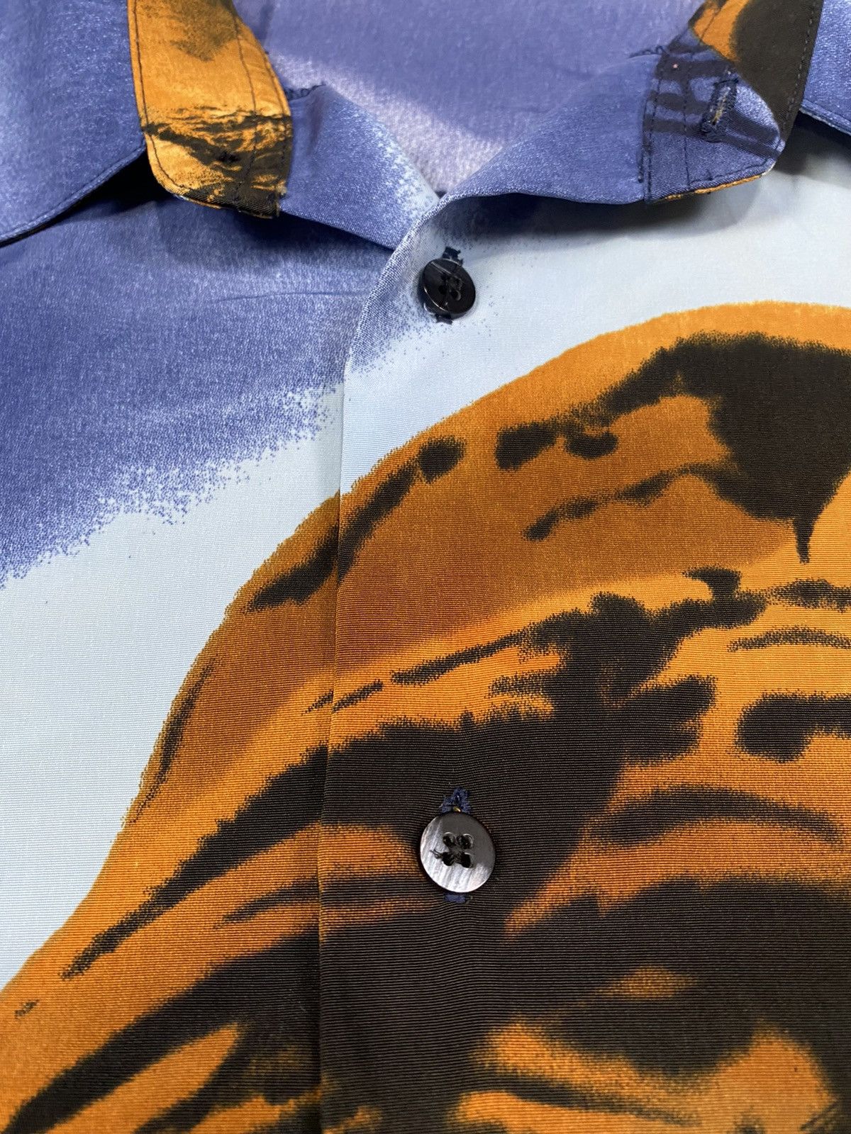 Vintage ‘90s Vintage Tiger All Over Print Animal Button Up Shirt Size US XL / EU 56 / 4 - 4 Thumbnail