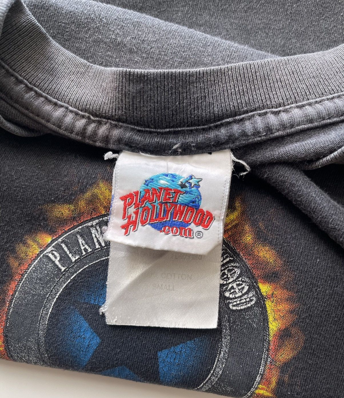 Planet Hollywood Vintage 1998 Planet Hollywood Guam USA Shirts Size US S / EU 44-46 / 1 - 6 Thumbnail