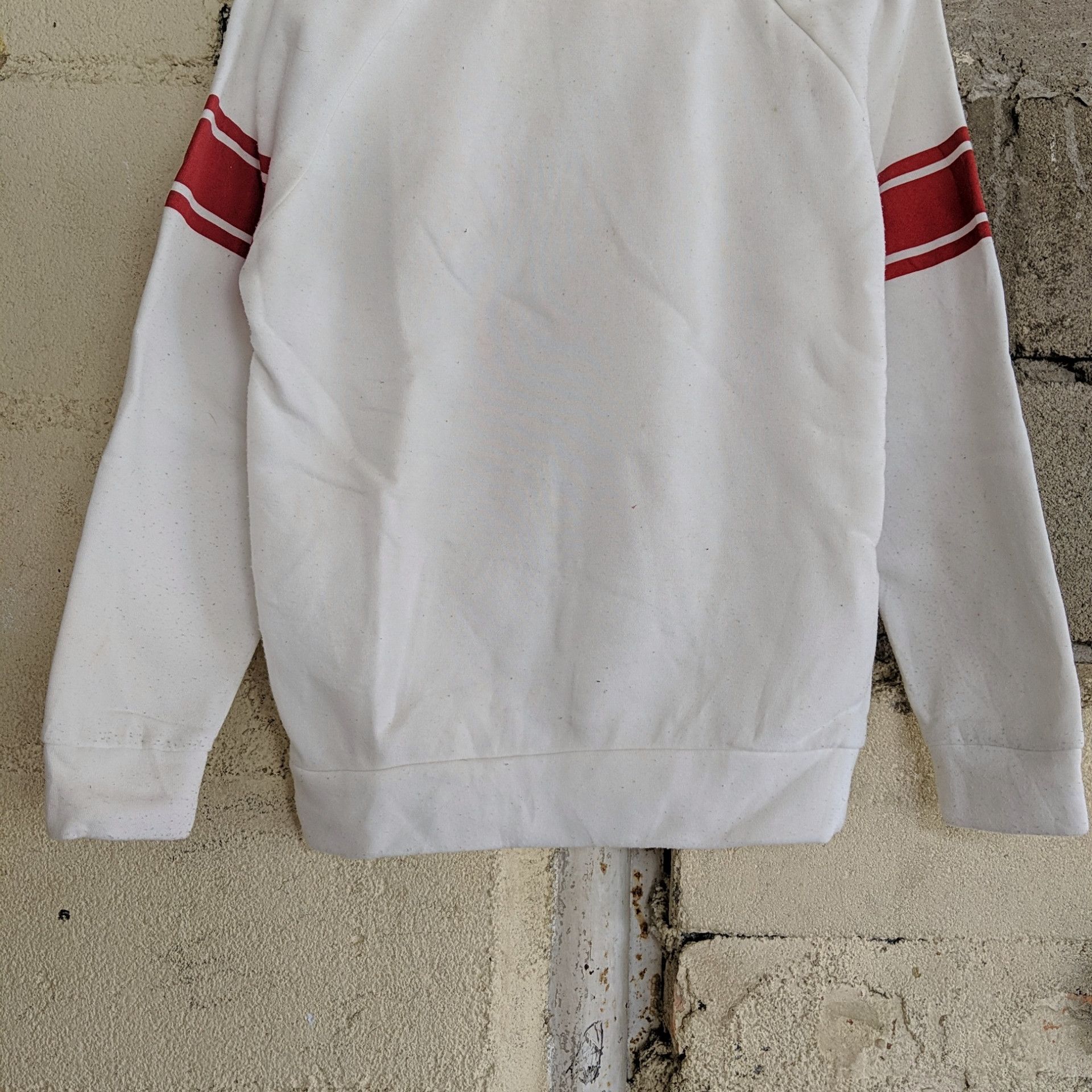 Japanese Brand × Vintage Vintage LA Raleigh Basketball Sweater White Red Size US M / EU 48-50 / 2 - 10 Thumbnail