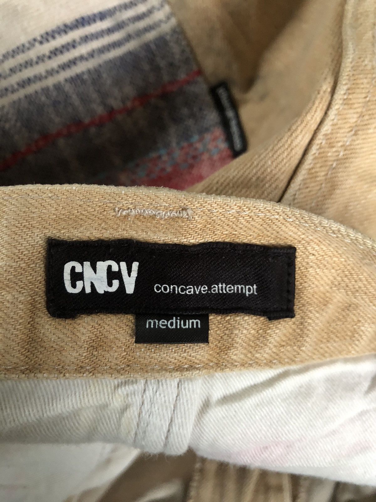 Japanese Brand Japanese Concave attempt Blanket Navajo Style Distressed Size US 33 - 16 Thumbnail