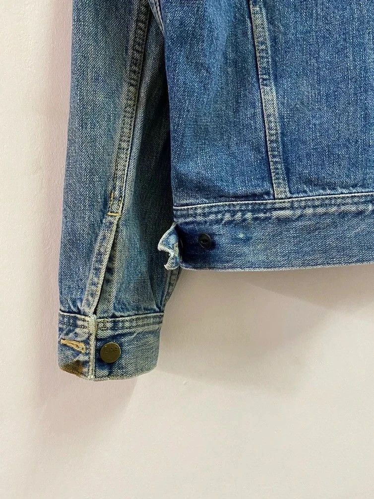Japanese Brand LEE RIDER DISTRESSED DENIM FADDED VINTAGE JACKET Size US S / EU 44-46 / 1 - 8 Thumbnail