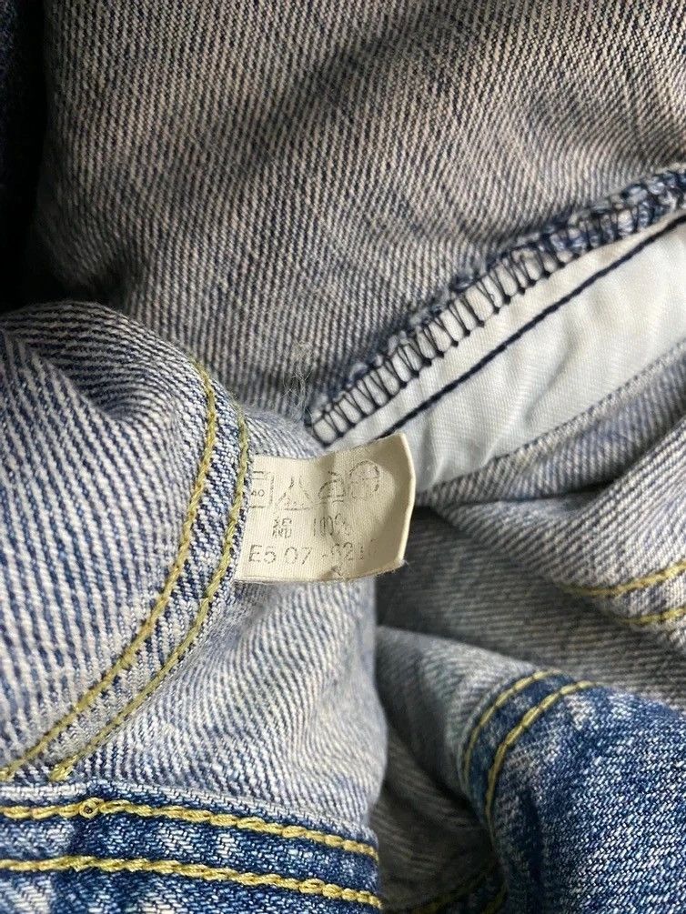 Japanese Brand LEE RIDER DISTRESSED DENIM FADDED VINTAGE JACKET Size US S / EU 44-46 / 1 - 12 Thumbnail