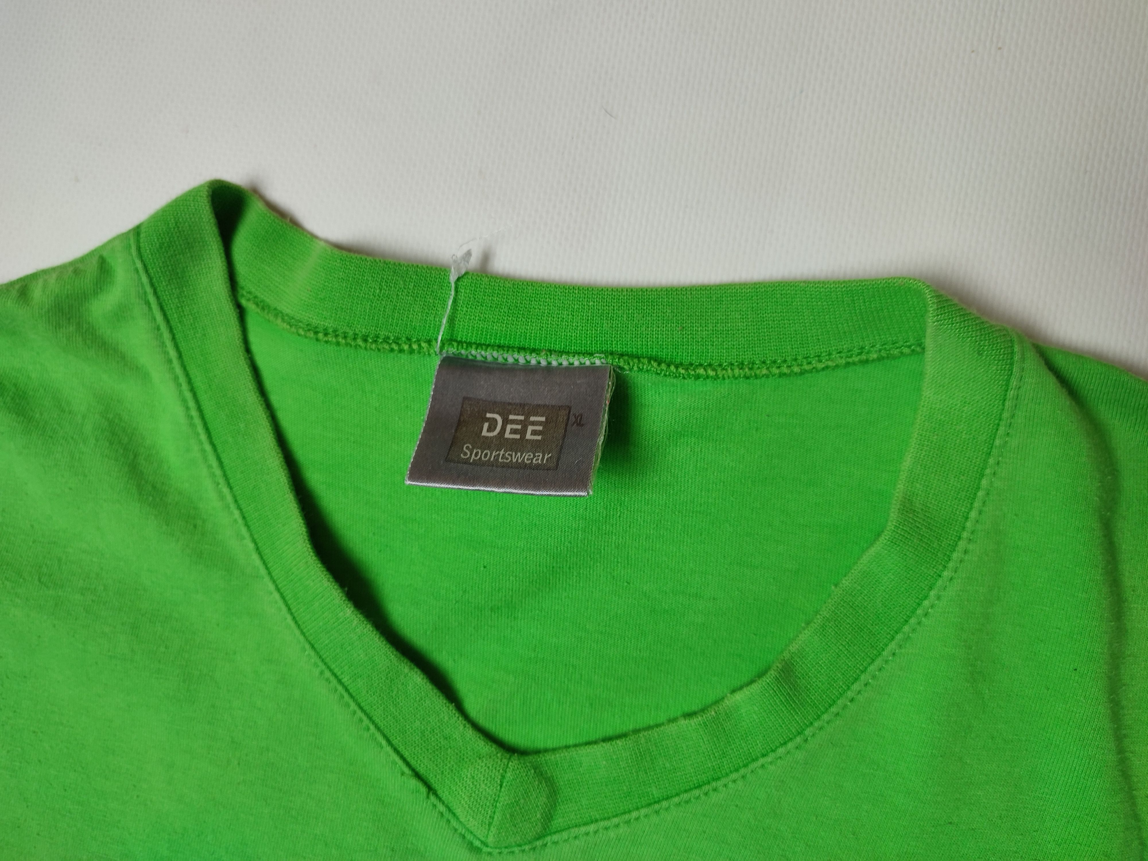 Japanese Brand Vintage Kawasaki 2002 Motorcycle T shirt Size US XL / EU 56 / 4 - 7 Thumbnail