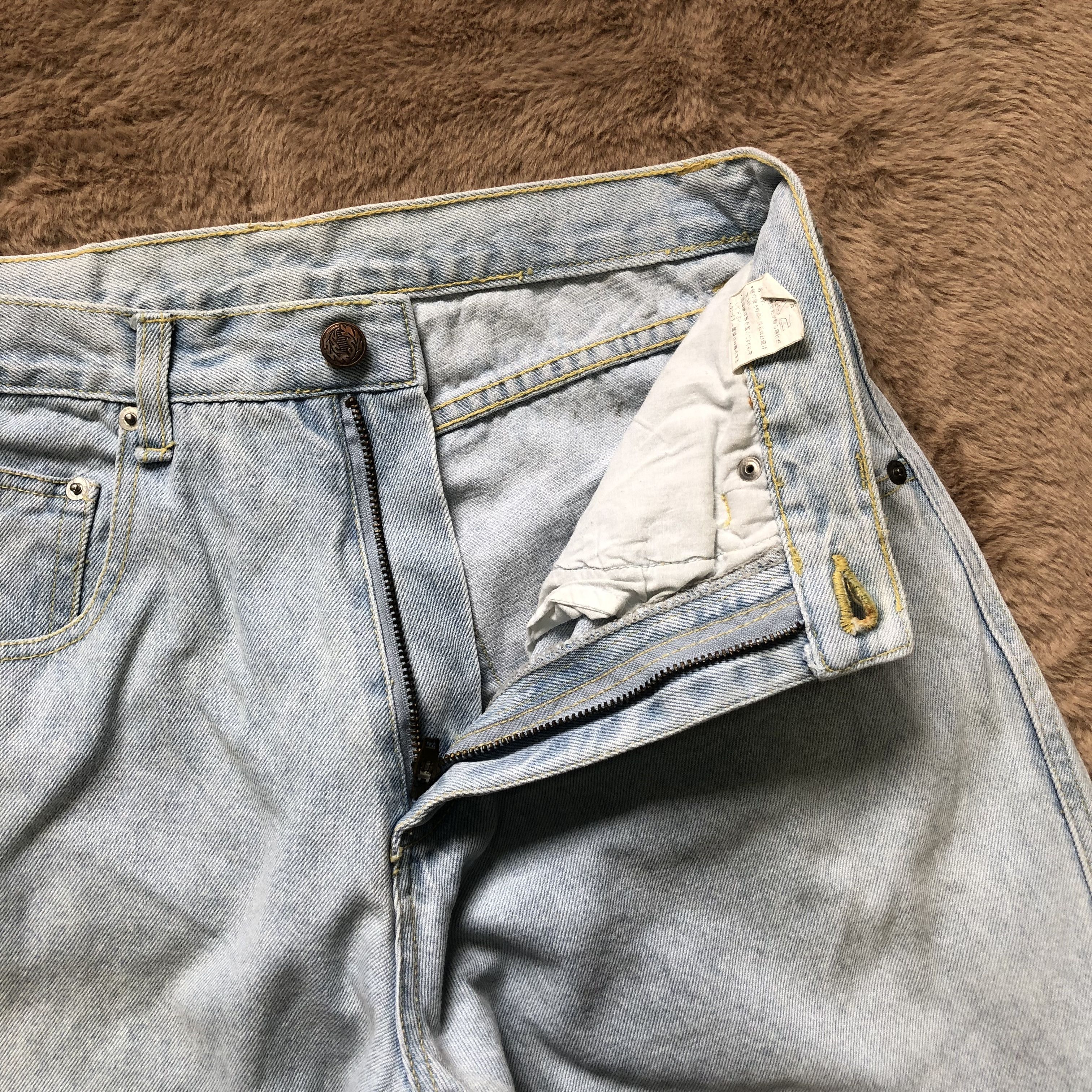 Alien Workshop BESCHWA NEVADA USA LIGHT WASH JEANS #6616-76 Size 27" / US 4 / IT 40 - 6 Thumbnail