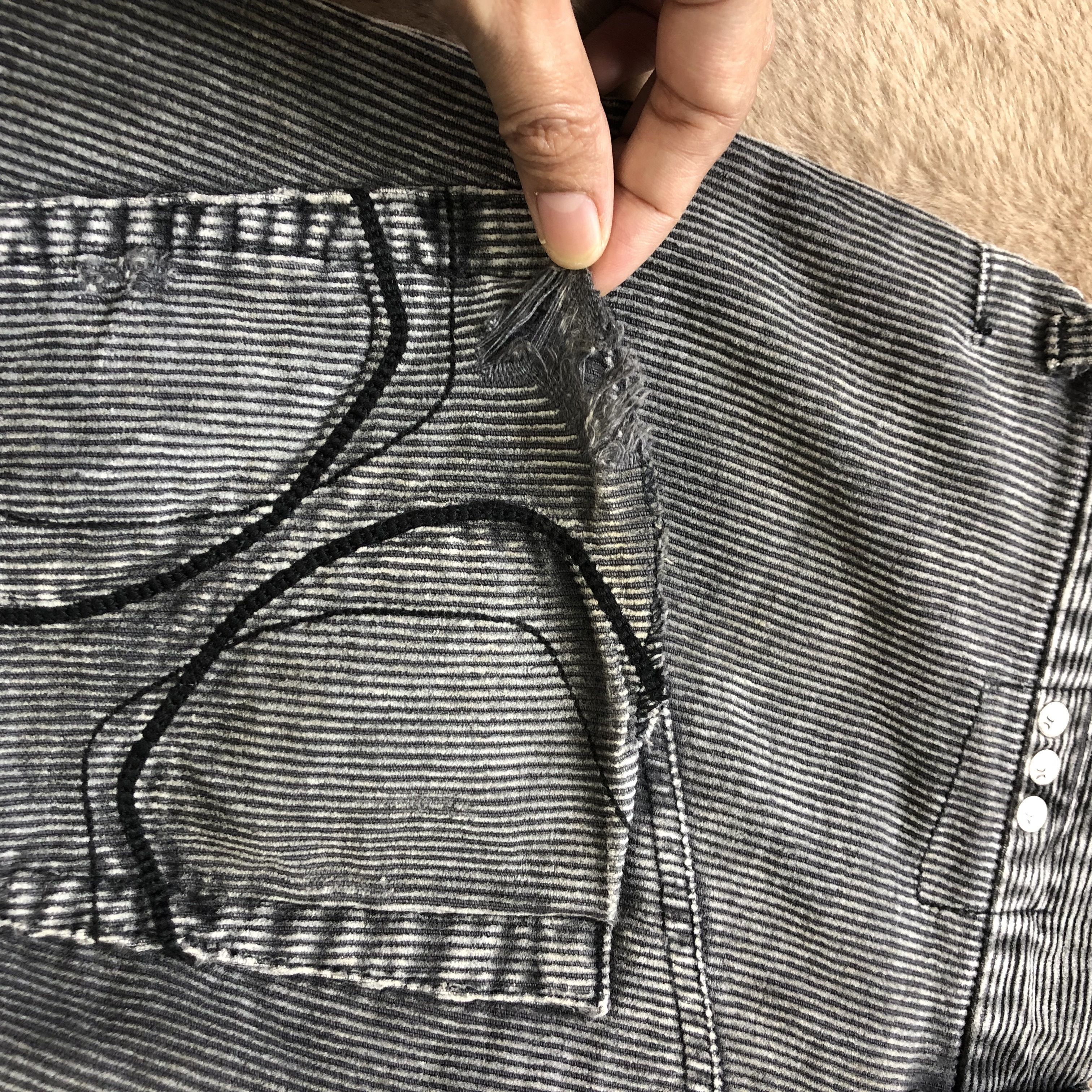 Hurley TRASHED HURLEY SHORTS CORDUROY #6619-76 Size US 32 / EU 48 - 16 Thumbnail