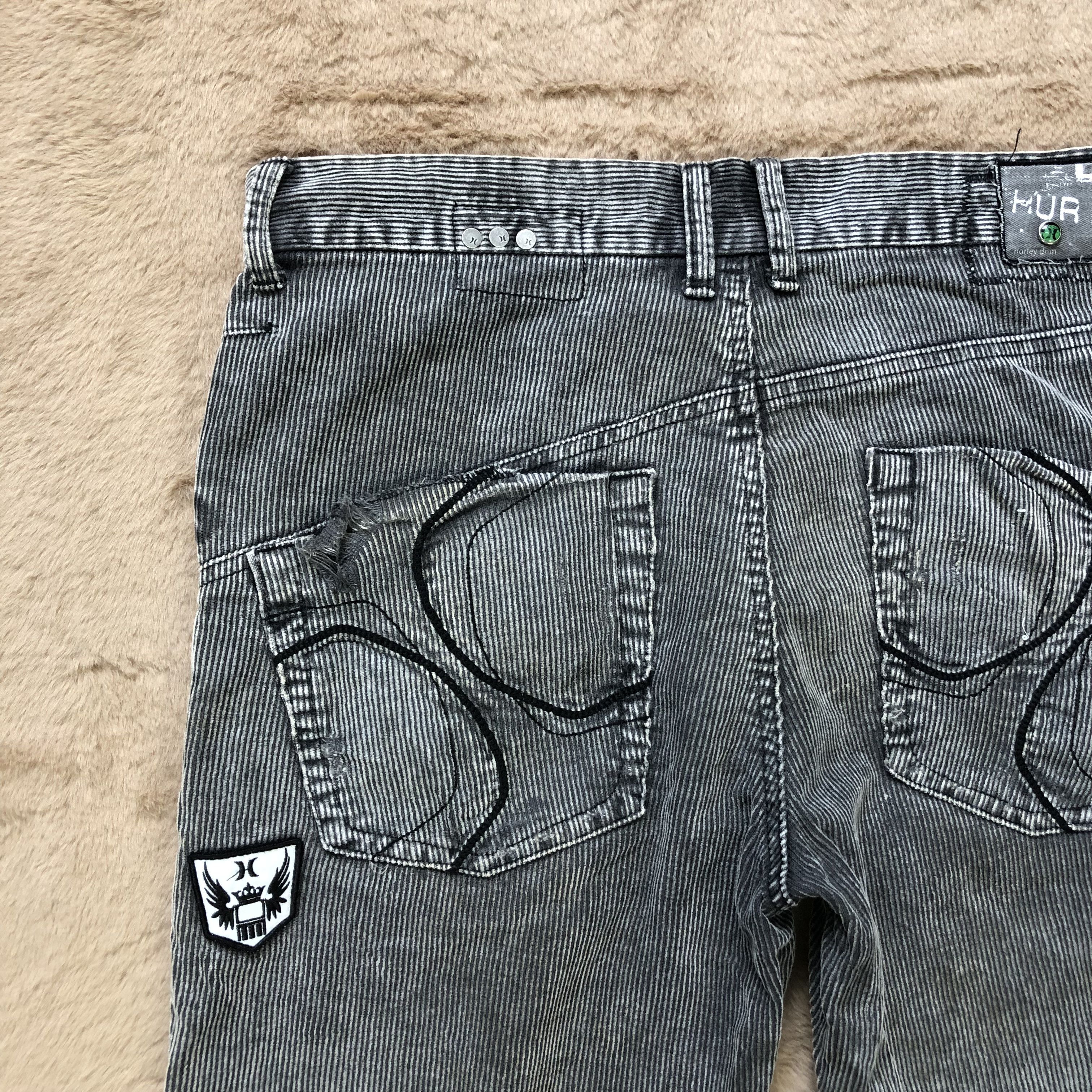 Hurley TRASHED HURLEY SHORTS CORDUROY #6619-76 Size US 32 / EU 48 - 14 Thumbnail