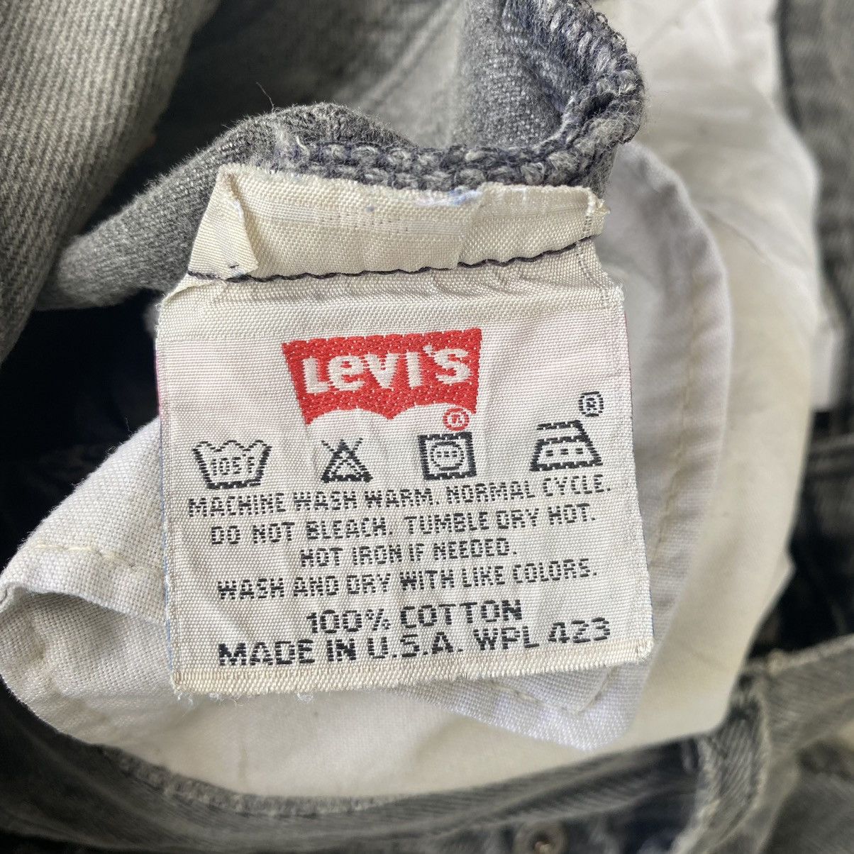 Levi's × Vintage Vintage 90s Levis 501 faded black distressed denim Size US 34 / EU 50 - 15 Thumbnail