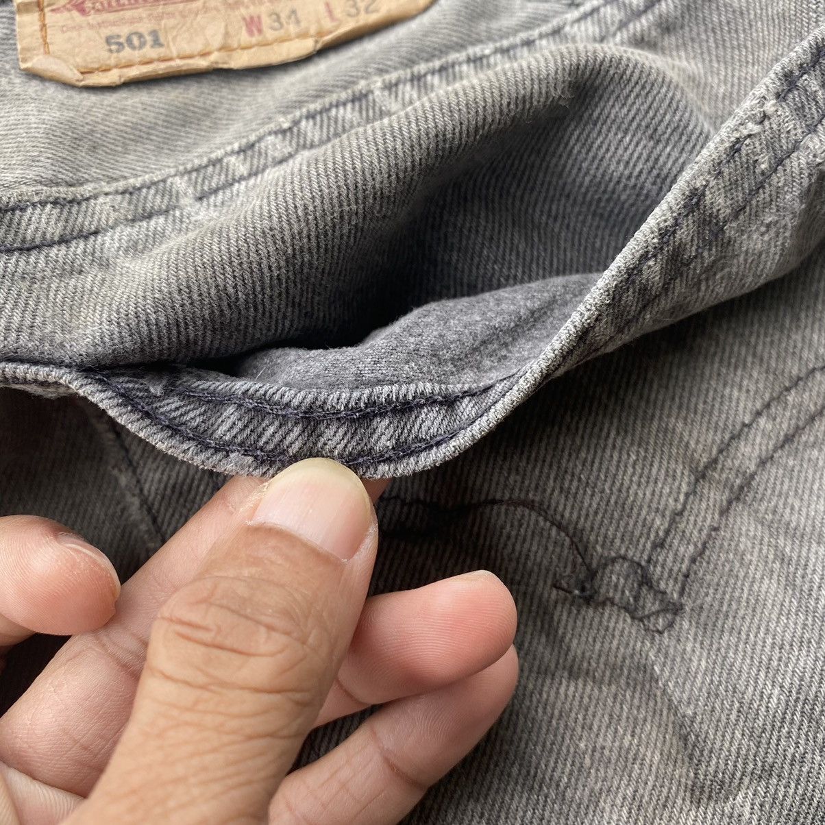 Levi's × Vintage Vintage 90s Levis 501 faded black distressed denim Size US 34 / EU 50 - 8 Thumbnail