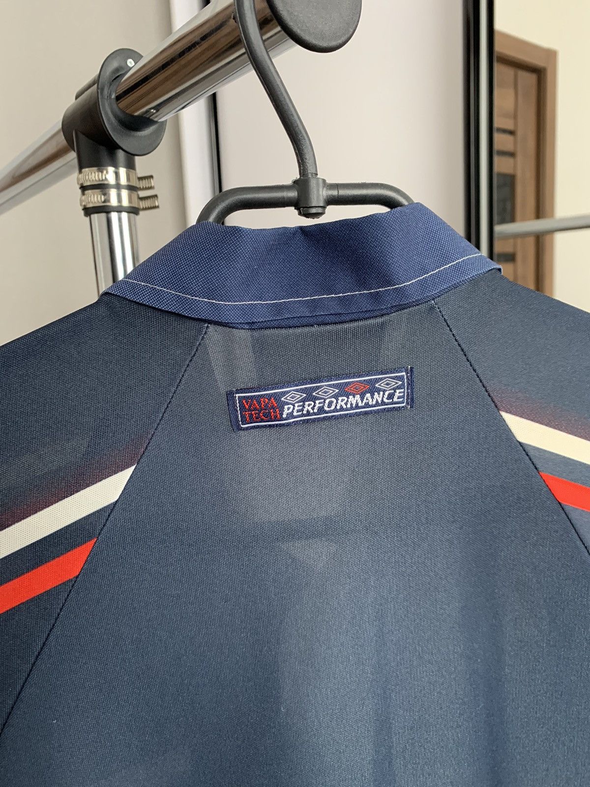Umbro 1997/1998 Ajax Umbro Away Retro Soccer Jersey Vintage Size US L / EU 52-54 / 3 - 11 Thumbnail