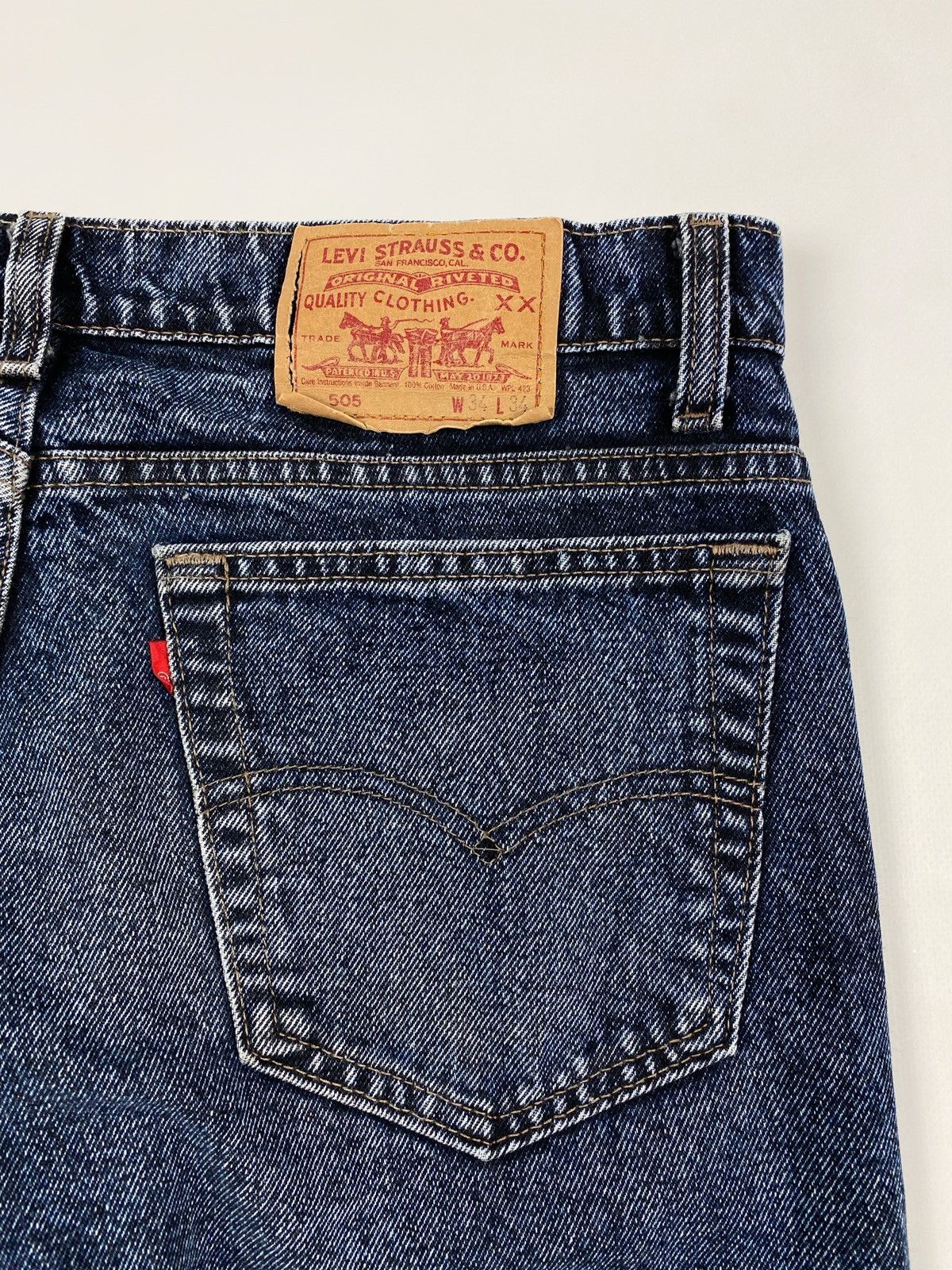 Levi's 90’s Vintage Levi’s 505 Washed Denim Jeans Pants Made in USA Size US 34 / EU 50 - 13 Thumbnail