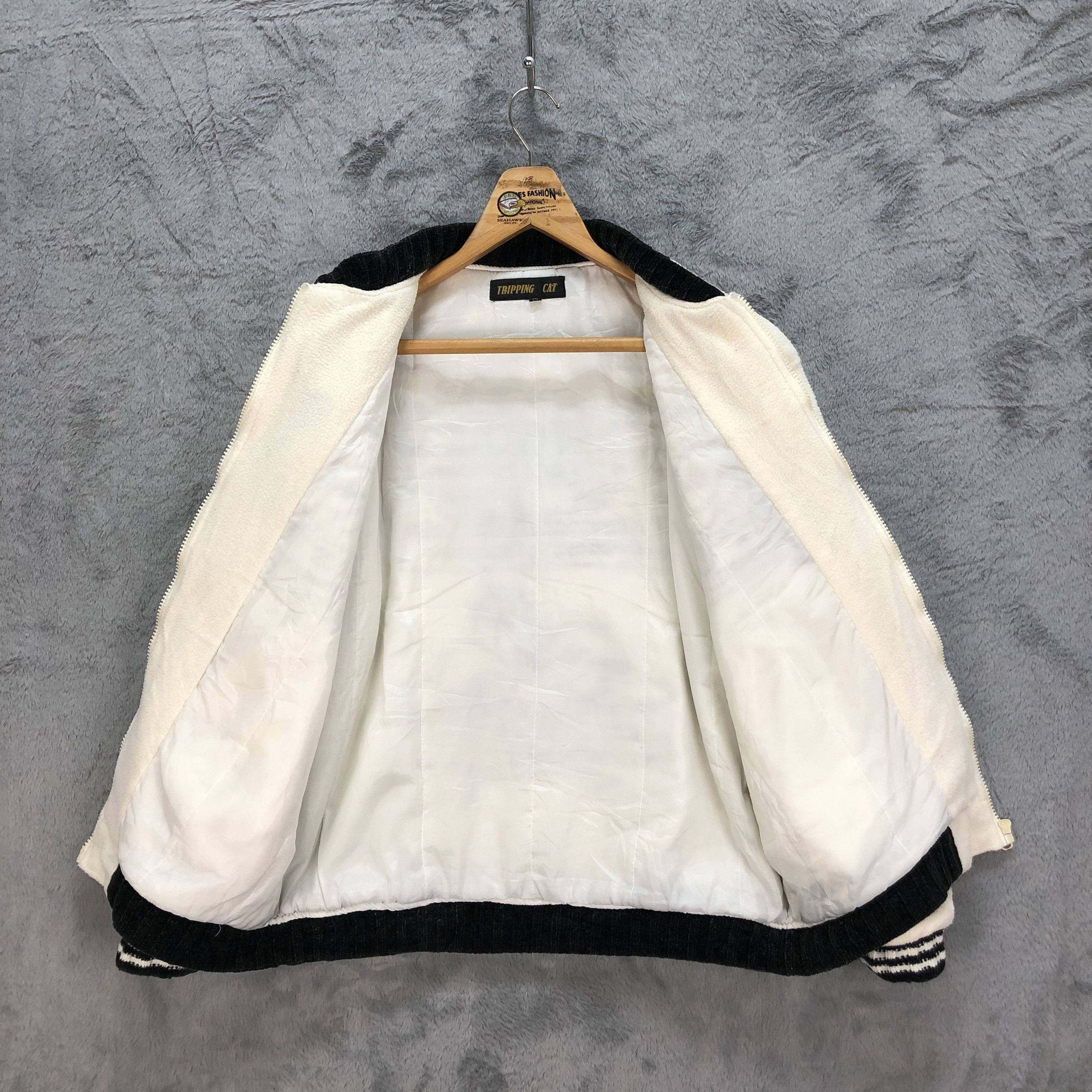 Japanese Brand TRIPPING CAT EMBROIDERY BIG LOGO FLEECE BOMBER #5377-186 Size US M / EU 48-50 / 2 - 8 Thumbnail