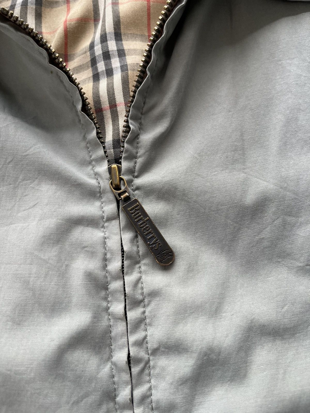 Burberry × Vintage Burberry Nova Check Light Jacket Distressed Size US L / EU 52-54 / 3 - 5 Thumbnail