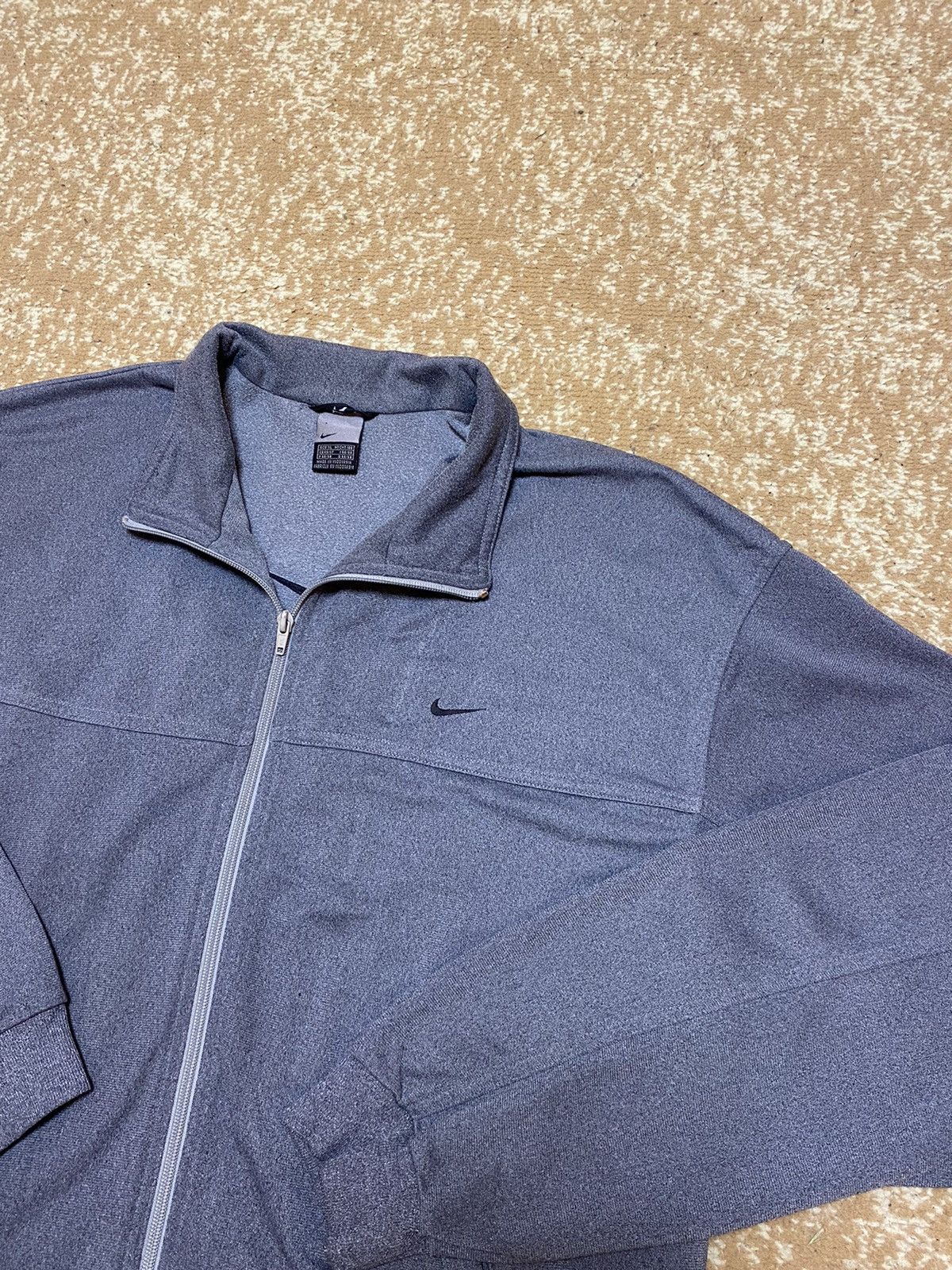 Nike Vintage Nike zip hoodie streetwear smallswoosh logo size XL Size US XL / EU 56 / 4 - 1 Thumbnail