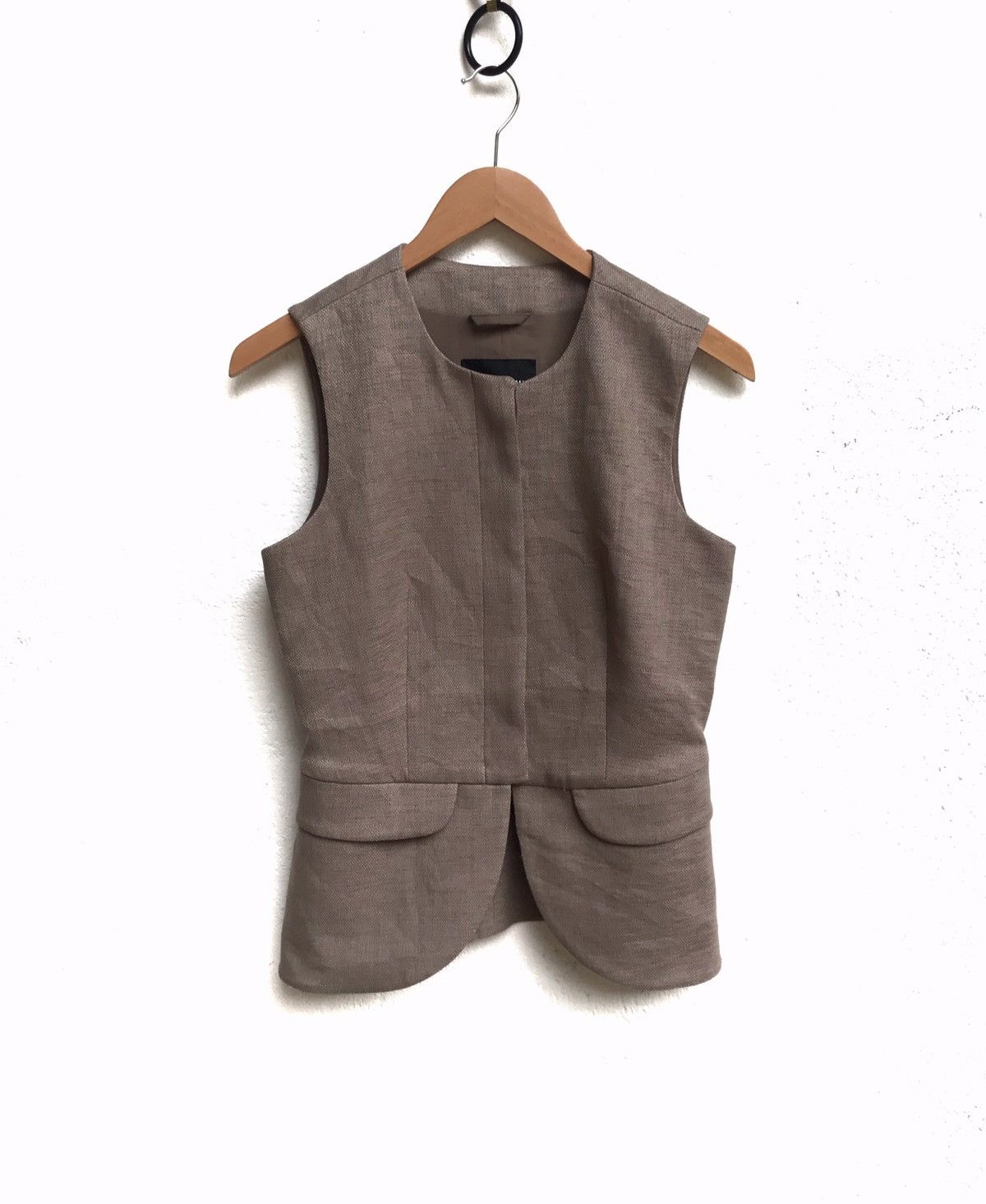 Emporio Armani 🔥Emporia Armani Nice Vests Size US XS / EU 42 / 0 - 1 Thumbnail