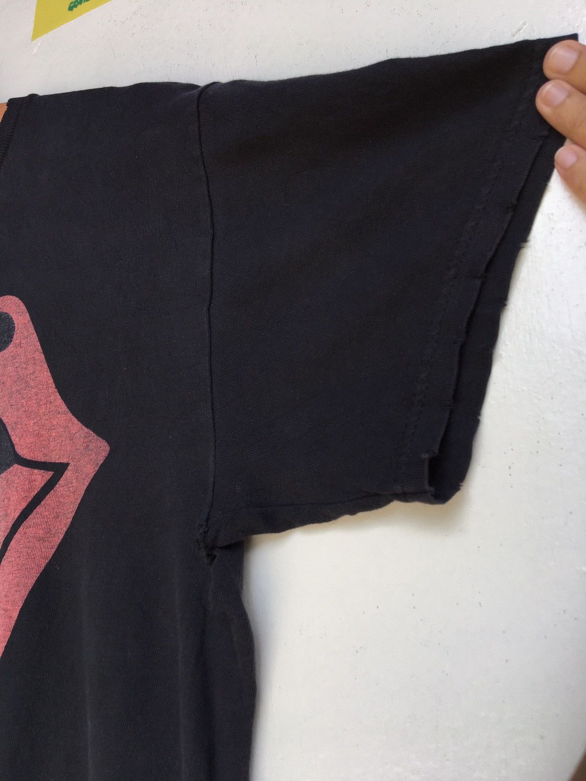 Band Tees Vintage The Rolling Stones Band Tees Shirt Size US M / EU 48-50 / 2 - 13 Thumbnail