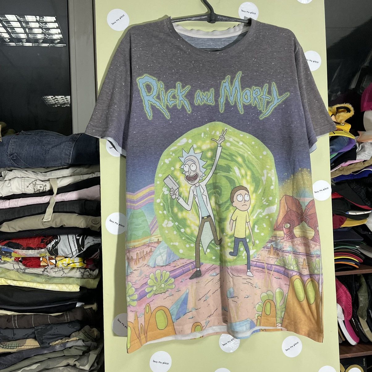Vintage Vintage Y2K Rick and Morty Portal Graphic Tee Streetwear M Size US M / EU 48-50 / 2 - 3 Thumbnail
