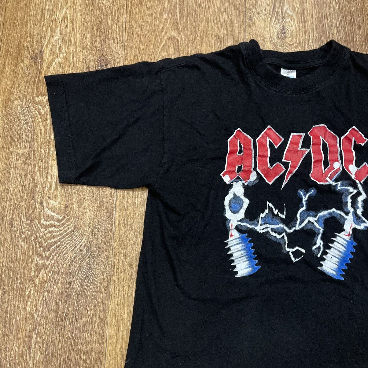 Vintage Vintage 90s AC DC Band Tee Sun Faded Graphic Streetwear M Size US M / EU 48-50 / 2 - 3 Thumbnail