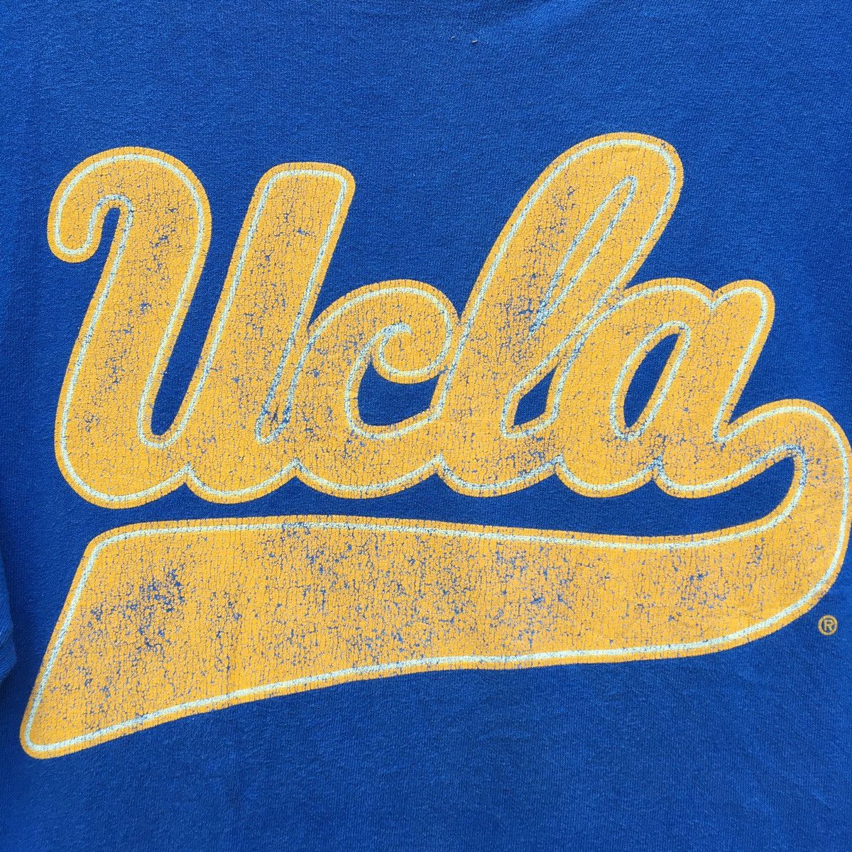 Vintage Vintage Rare UCLA University of California Spellout Tshirt Size US M / EU 48-50 / 2 - 5 Thumbnail