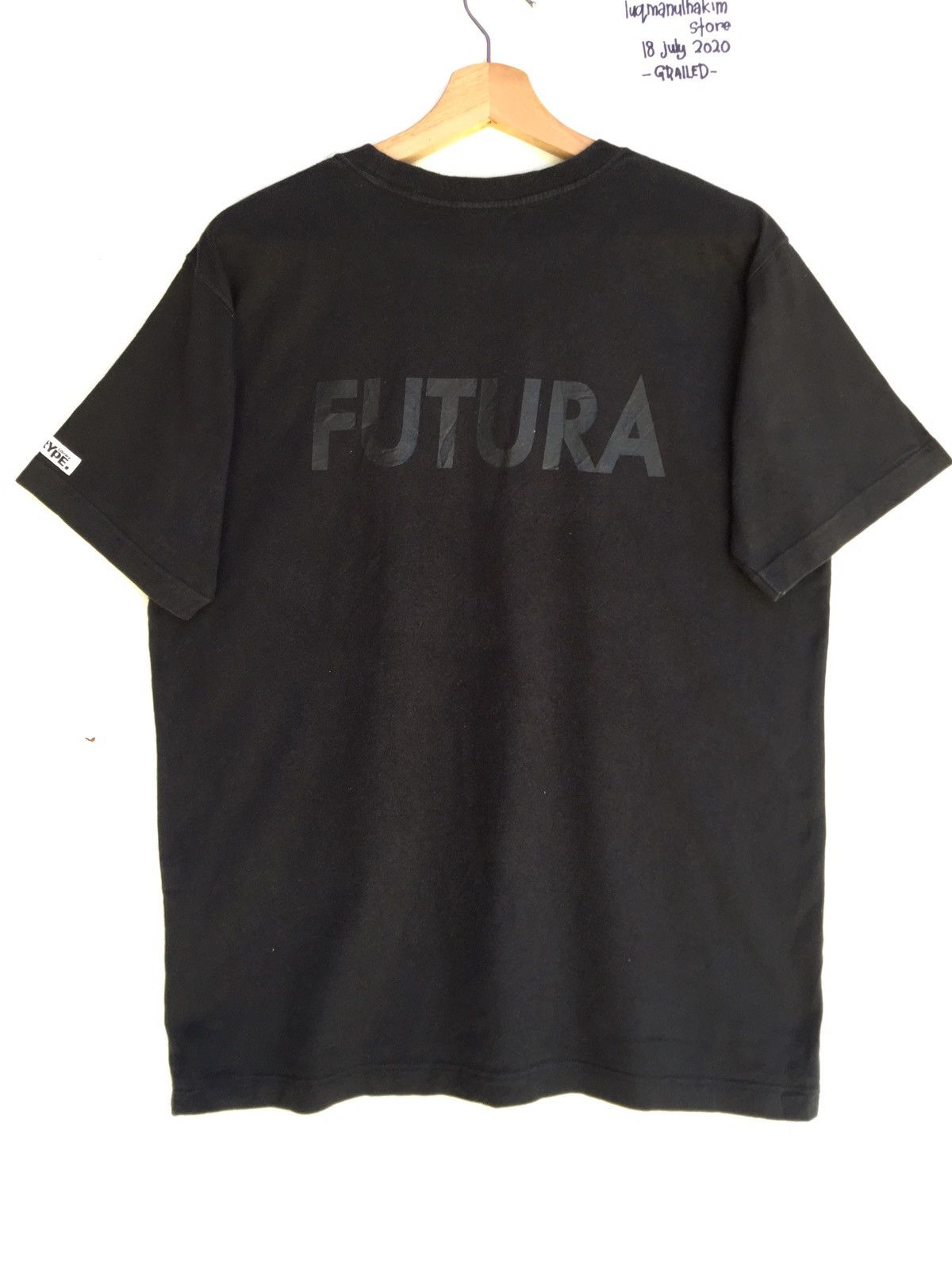 Futura × Uniqlo Rare FUTURA x Uniqlo Spellout Black Tshirt Size US M / EU 48-50 / 2 - 8 Thumbnail