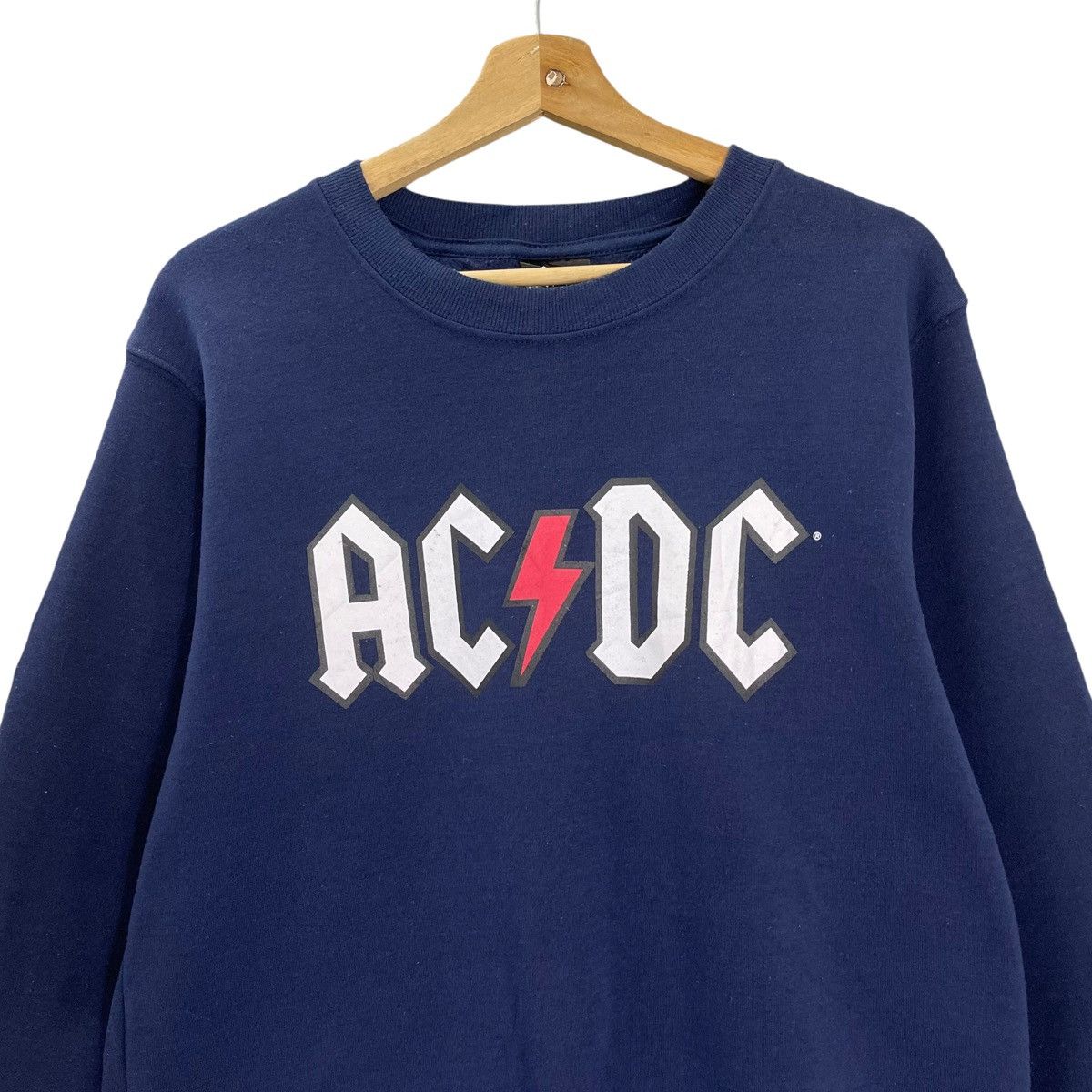 AC/DC Band Tee!! ACDC Big Logo Crewneck Sweatshirt Size M Size US M / EU 48-50 / 2 - 4 Thumbnail