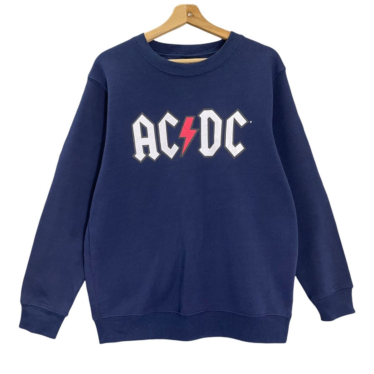 AC/DC Band Tee!! ACDC Big Logo Crewneck Sweatshirt Size M Size US M / EU 48-50 / 2 - 1 Thumbnail