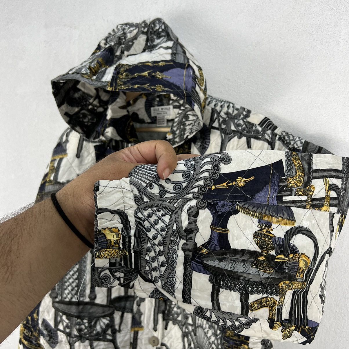 Japanese Brand VINTAGE SILK WORLD 100% SILK FULL PRINT INSPIRED BY HERMES Size US L / EU 52-54 / 3 - 10 Thumbnail