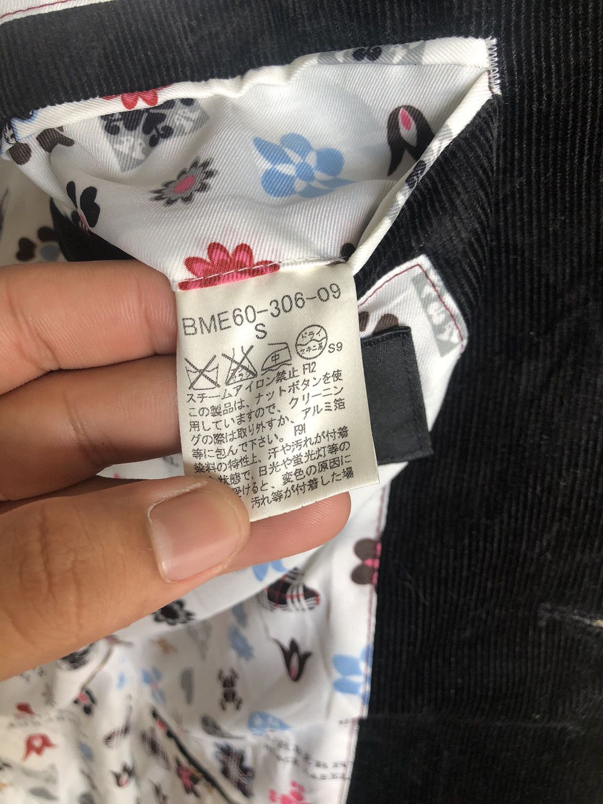 Burberry Vintage Burberry Corduroy Single Breasted Blazer Jackets Size US S / EU 44-46 / 1 - 15 Thumbnail