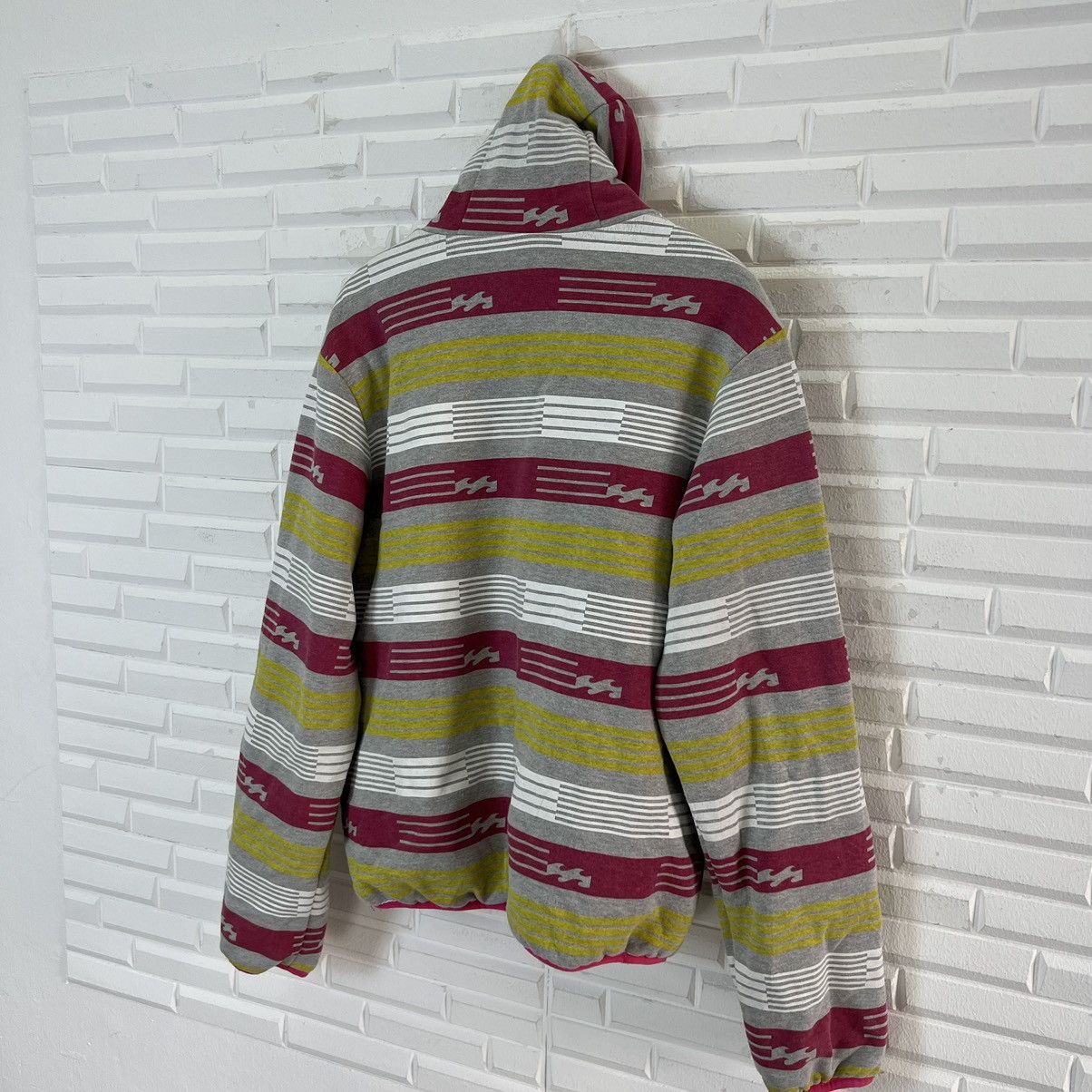 Japanese Brand VERY RARE HOODIE ZIPPER REVERSIBLE JACKET BILLABONG Size US L / EU 52-54 / 3 - 9 Thumbnail